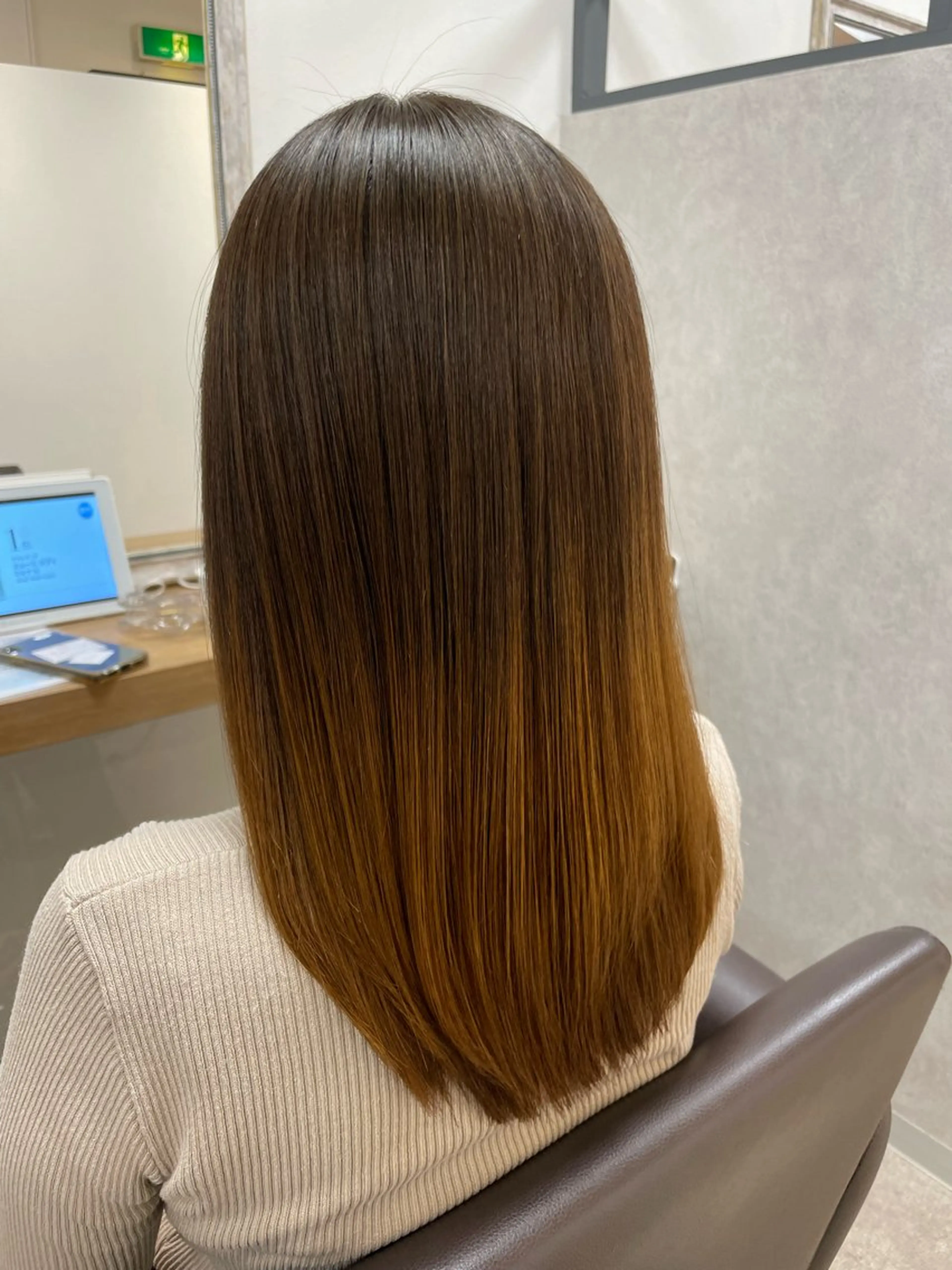 セミロング カラー カット ヘアカラー トリートメント 髪質改善×METEO 店長 貞松直也のヘアスタイル