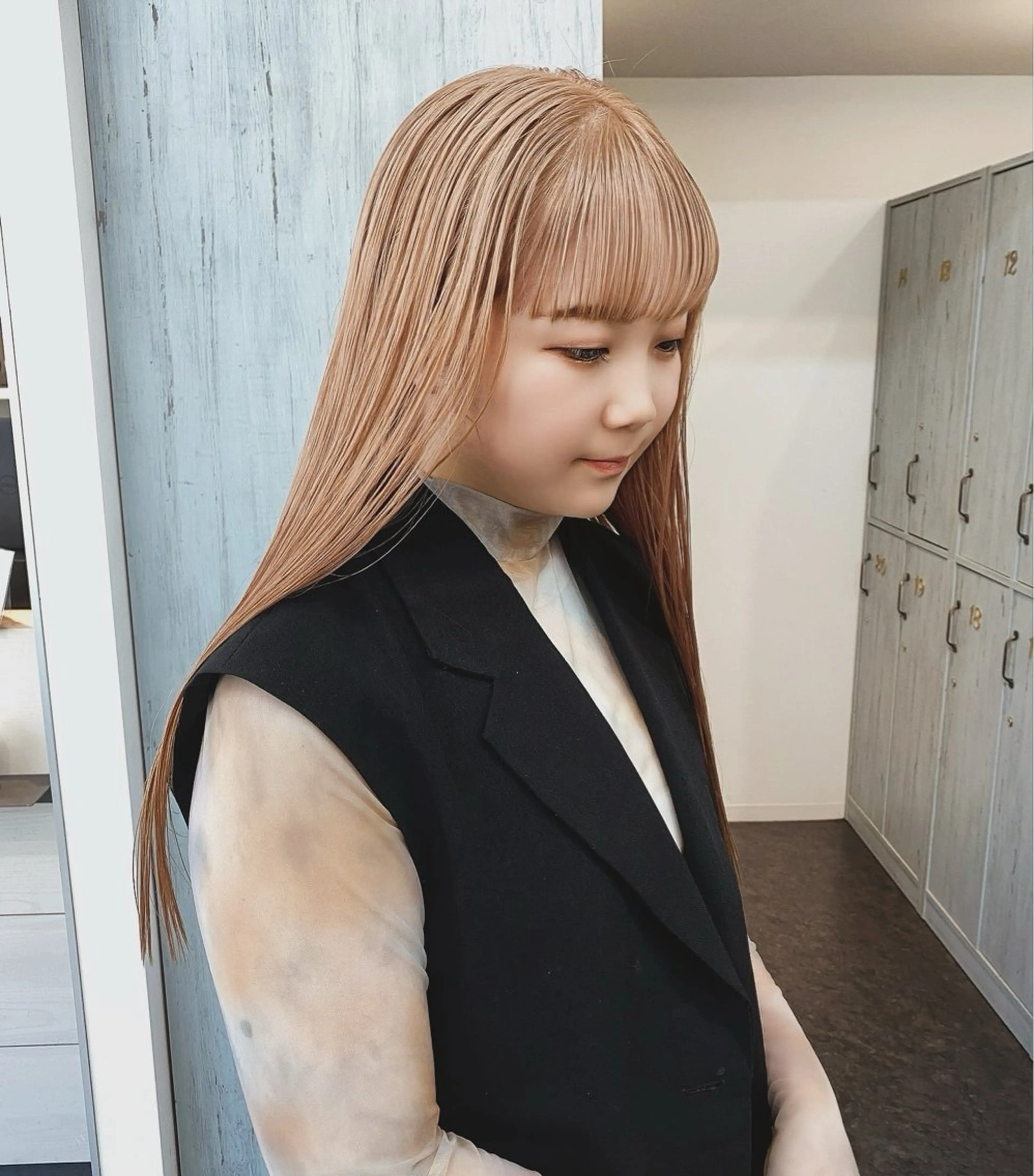 ロング カラー ブロンド ハイトーンカラー ✨原宿ハイトーン ブリーチ職人菊池のヘアスタイル