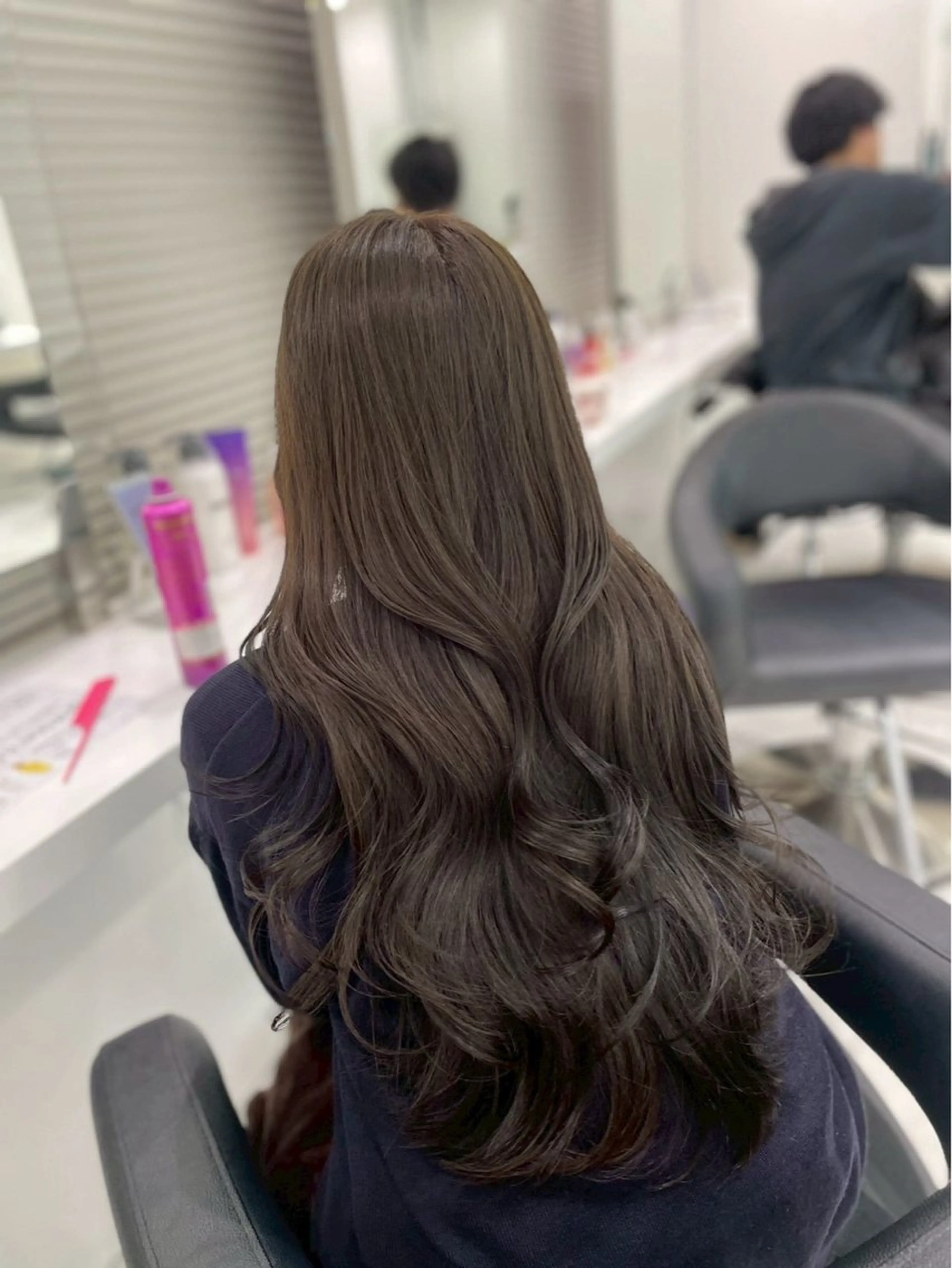 ロング カラー 盛れる上質ワンホン ヘア🤍YUME🤍のヘアスタイル