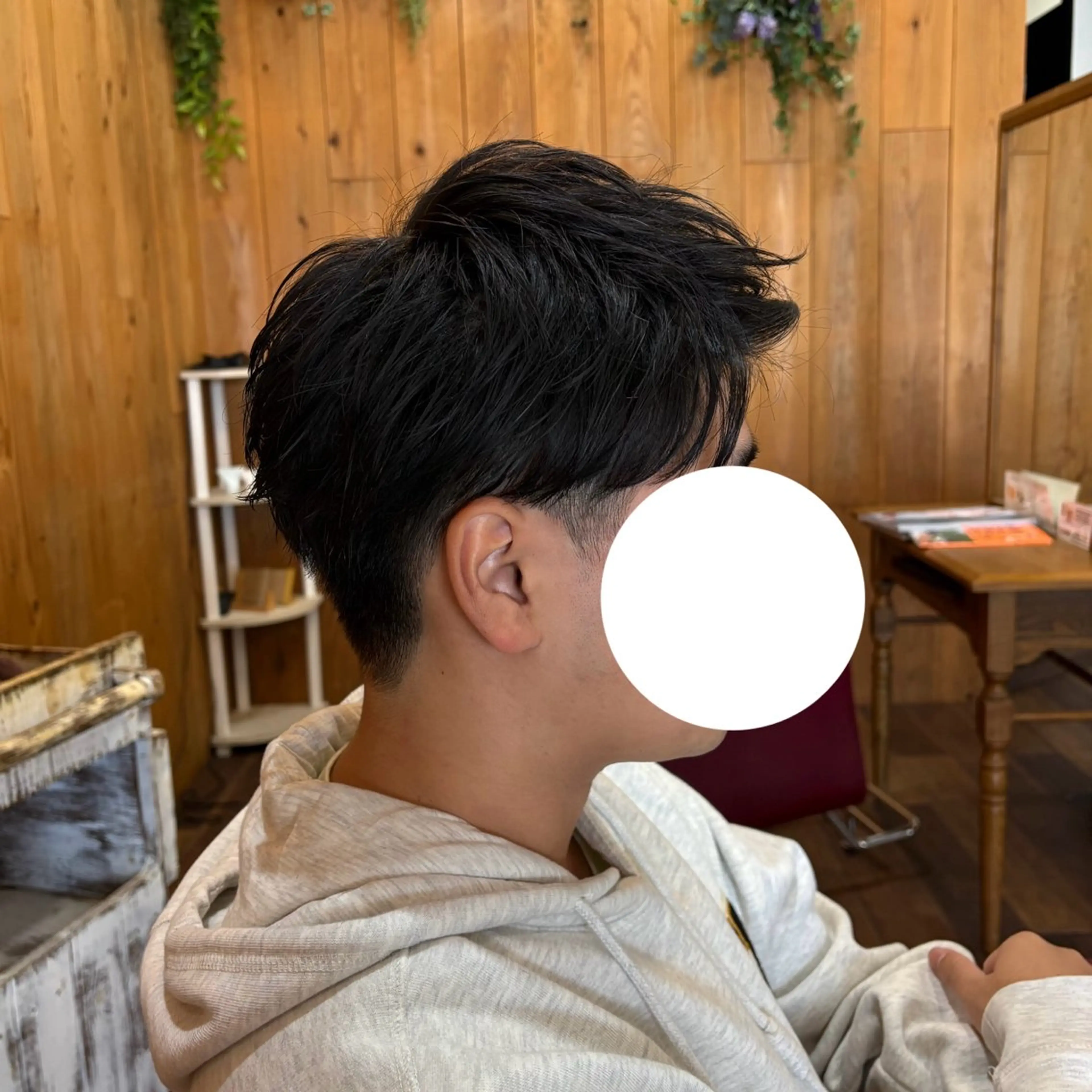 ショート メンズ アップバング ショートヘア カット clock 松井山手所属・足立 千咲のヘアスタイル