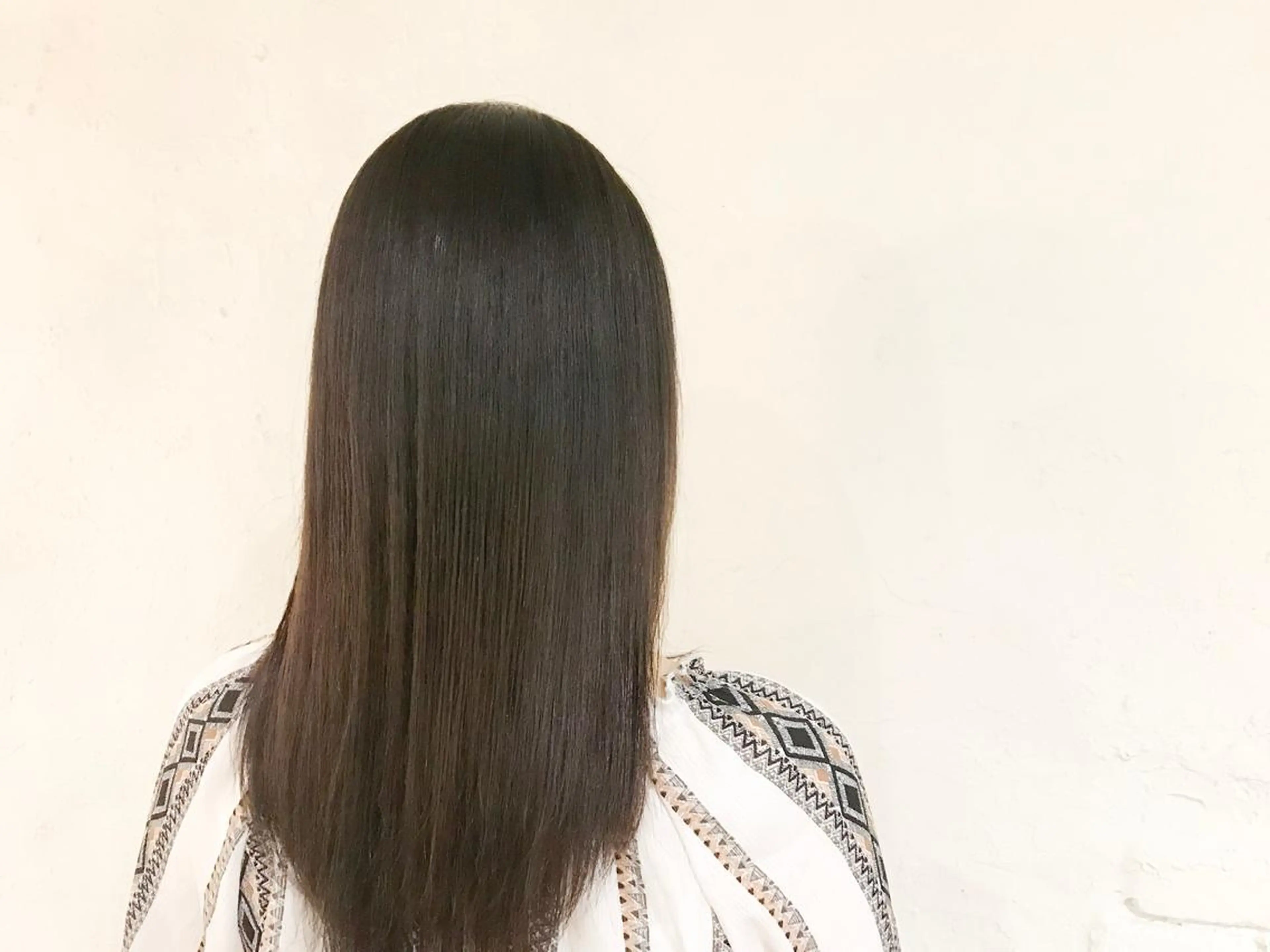 ロング 髪質改善 伊藤 優希のヘアスタイル