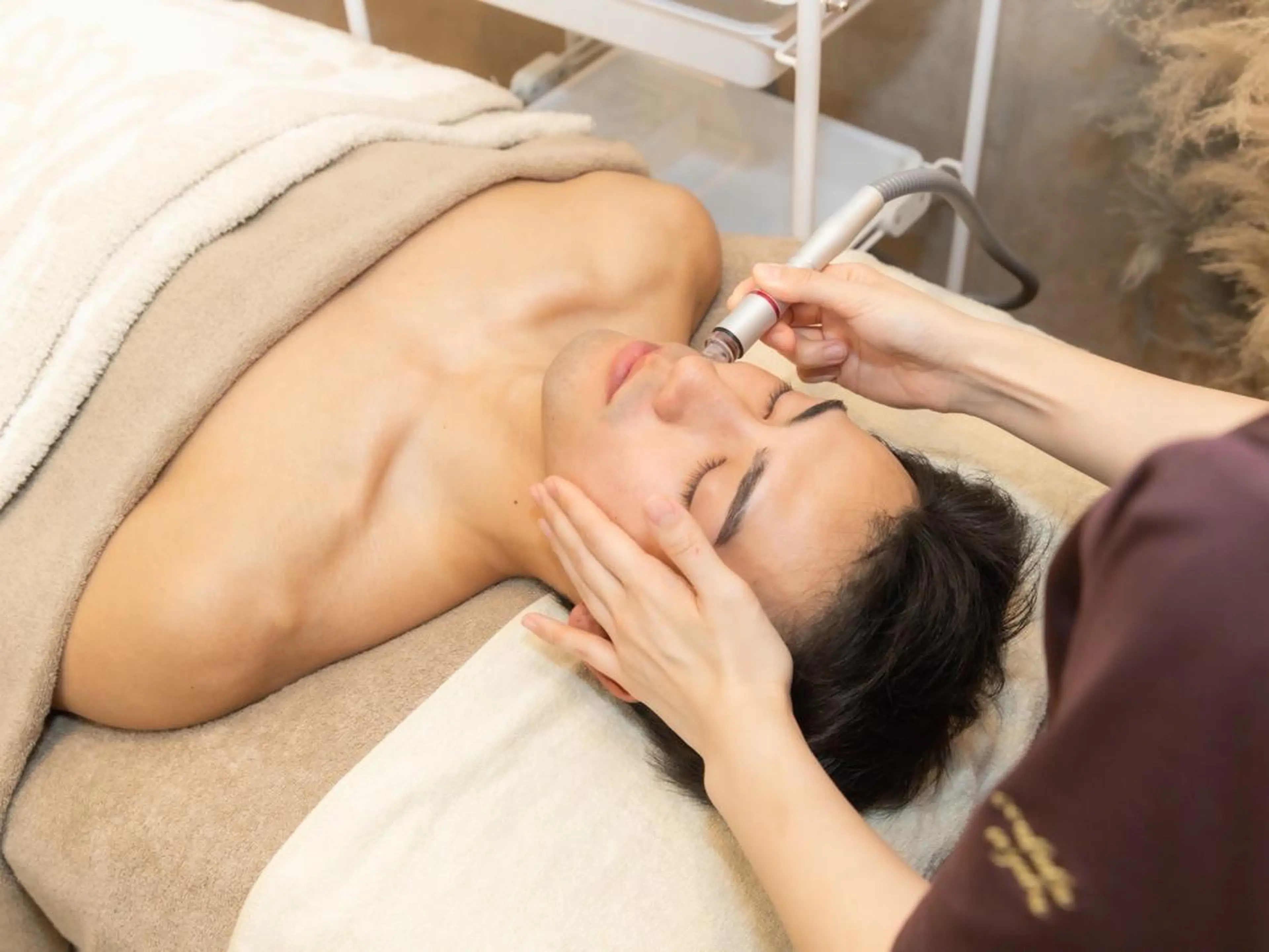 【minimo限定価格】毛穴洗浄×美肌パック×ヘッドスパ✨️12,100円→8,800円の写真