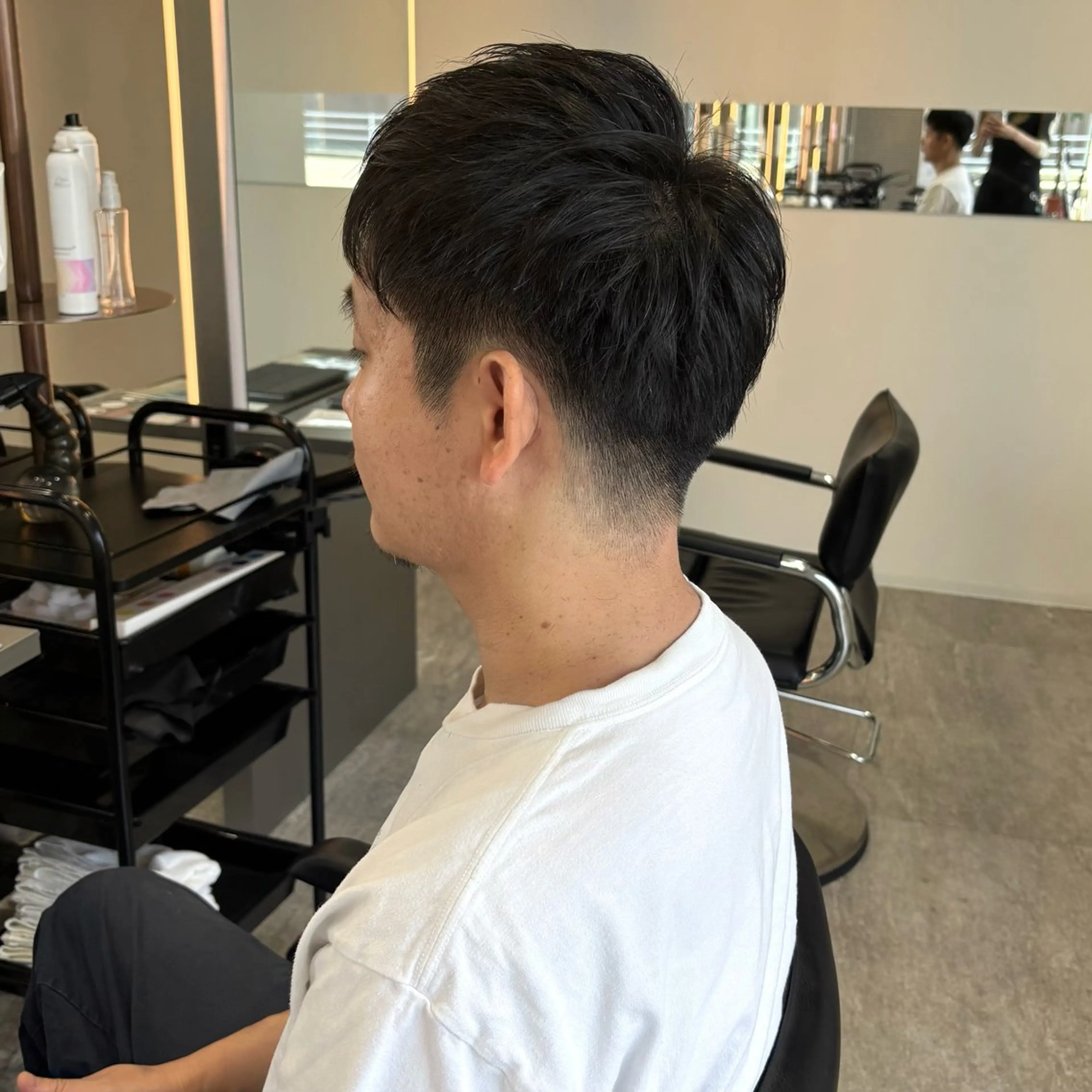 メンズ カット ハイトーン/レイヤー 艶カラー🎀まおのヘアスタイル