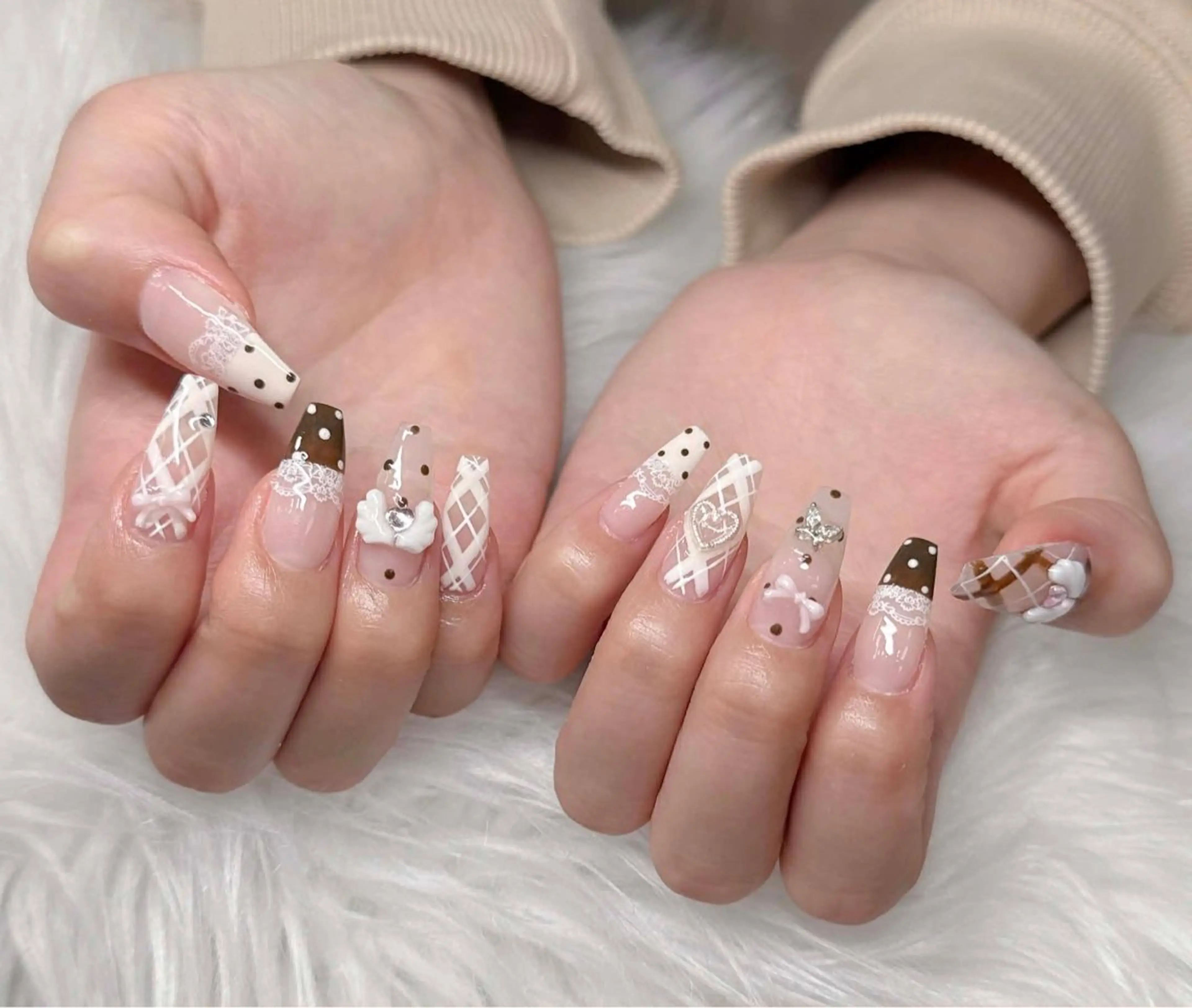 ネイル Lee Nailsのネイルデザイン