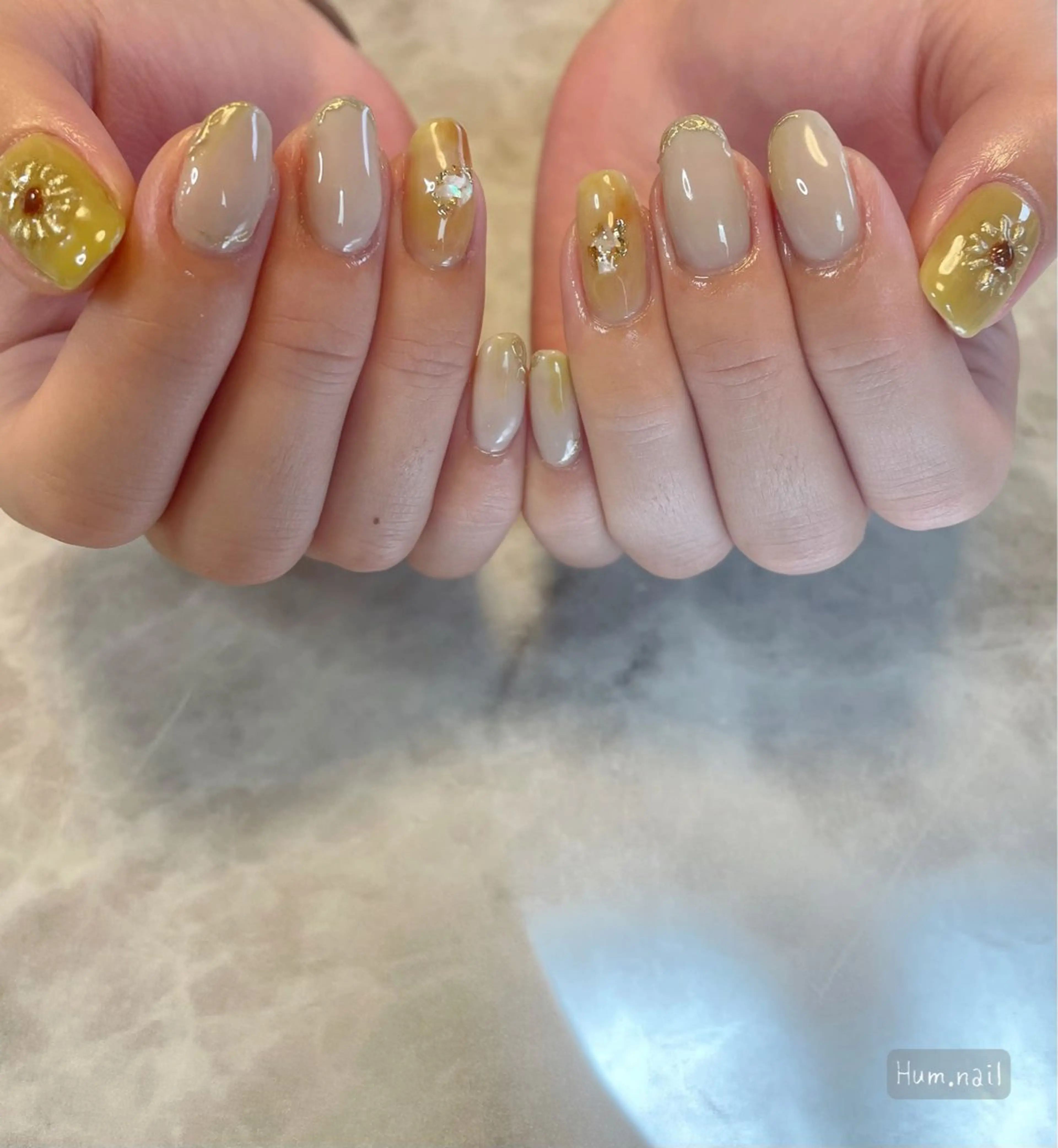 ネイル ハンドネイル Hum.nail （はむ.ねいる）のネイルデザイン