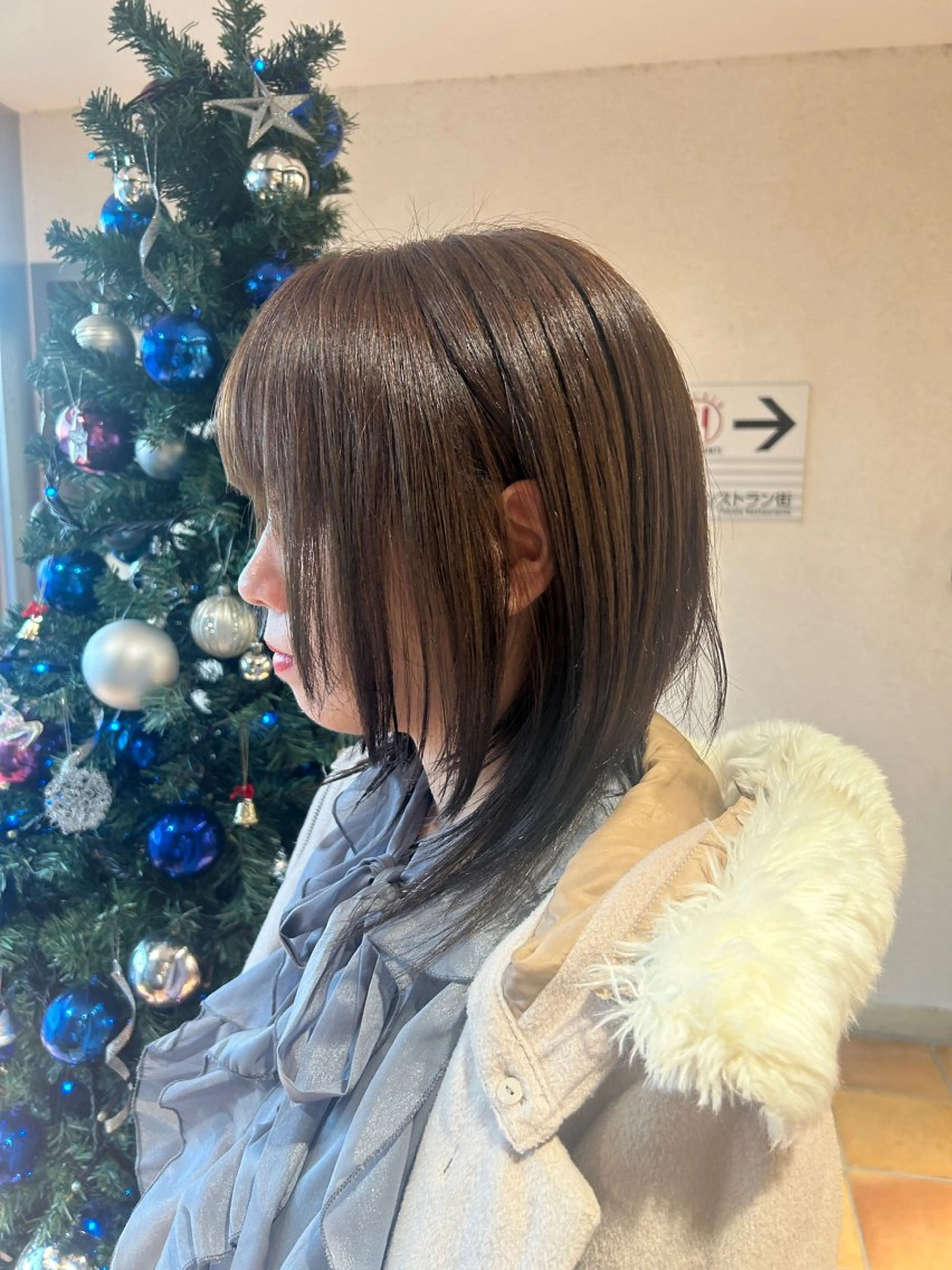 カラー ベージュカラー オリーブベージュ cleohair pacela所属・吉村 詩音のヘアスタイル