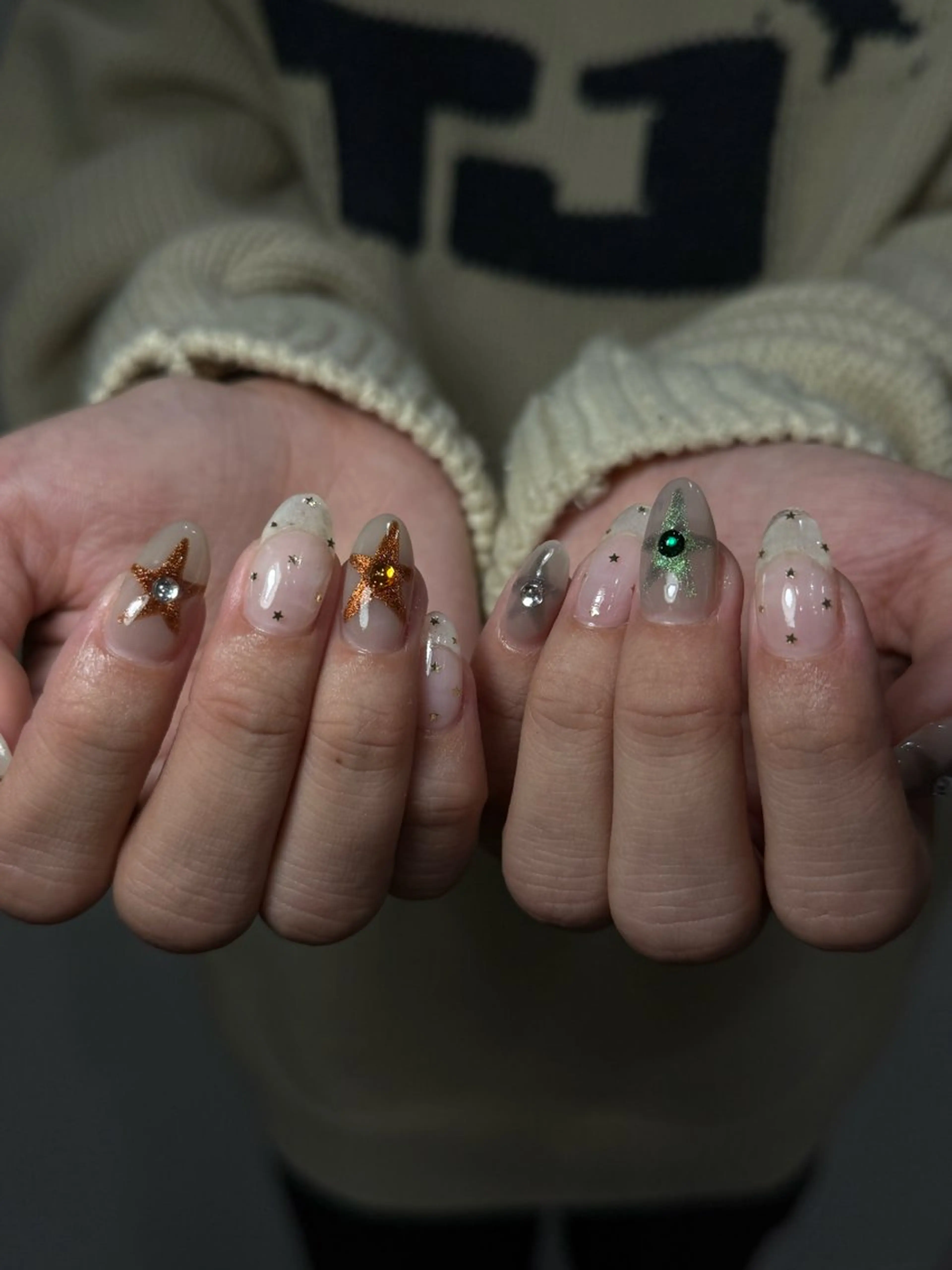 ネイル neouv所属・NEOUV_ mikuのネイルデザイン