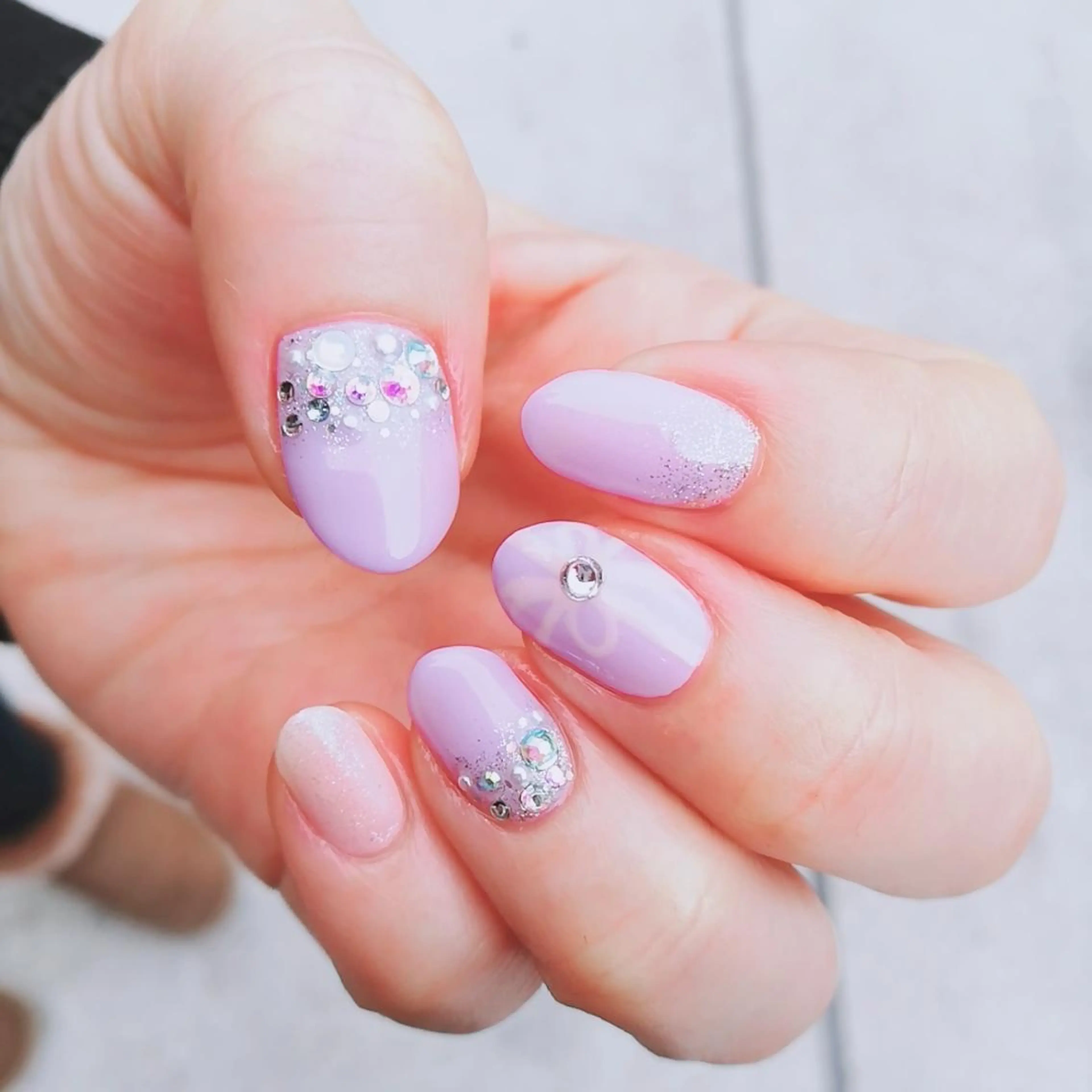 ネイル 柴崎 美幸のネイルデザイン