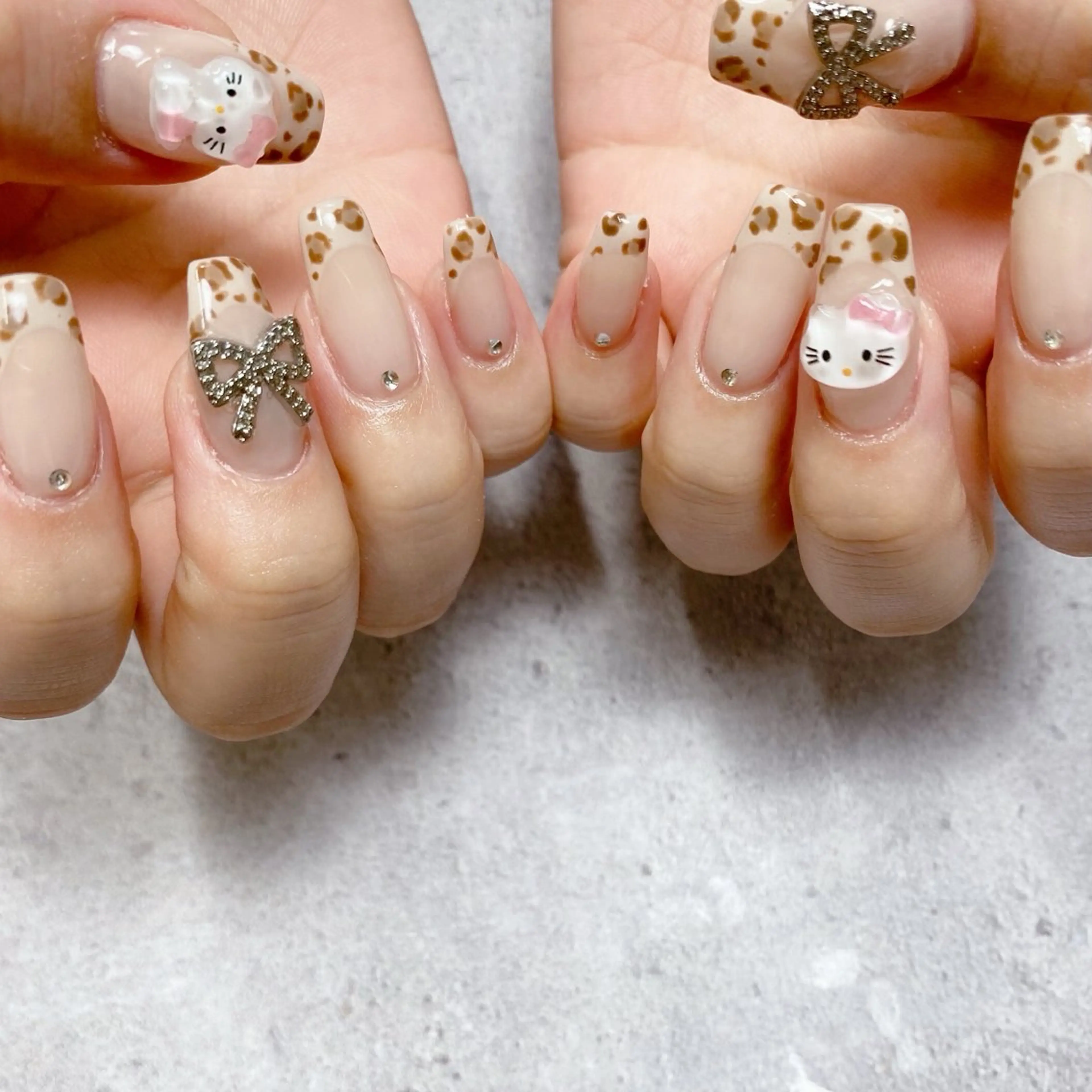 ネイル 持ち込み ハンドネイル フットネイル emma.nail所属・emma.nail kanakoのネイルデザイン