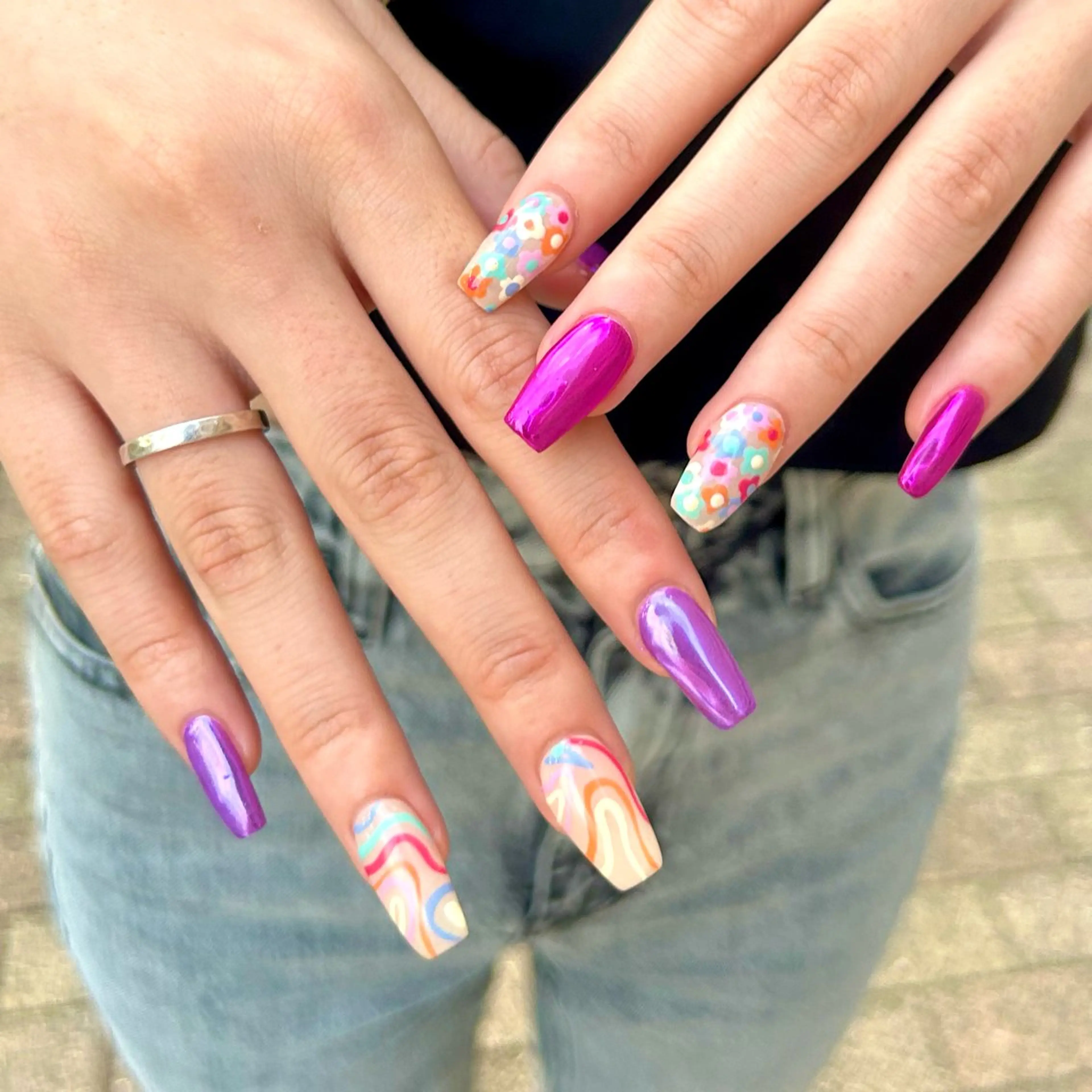 ネイル total salon Bell所属・Totalsalon Bell【嶌田彩華】のネイルデザイン