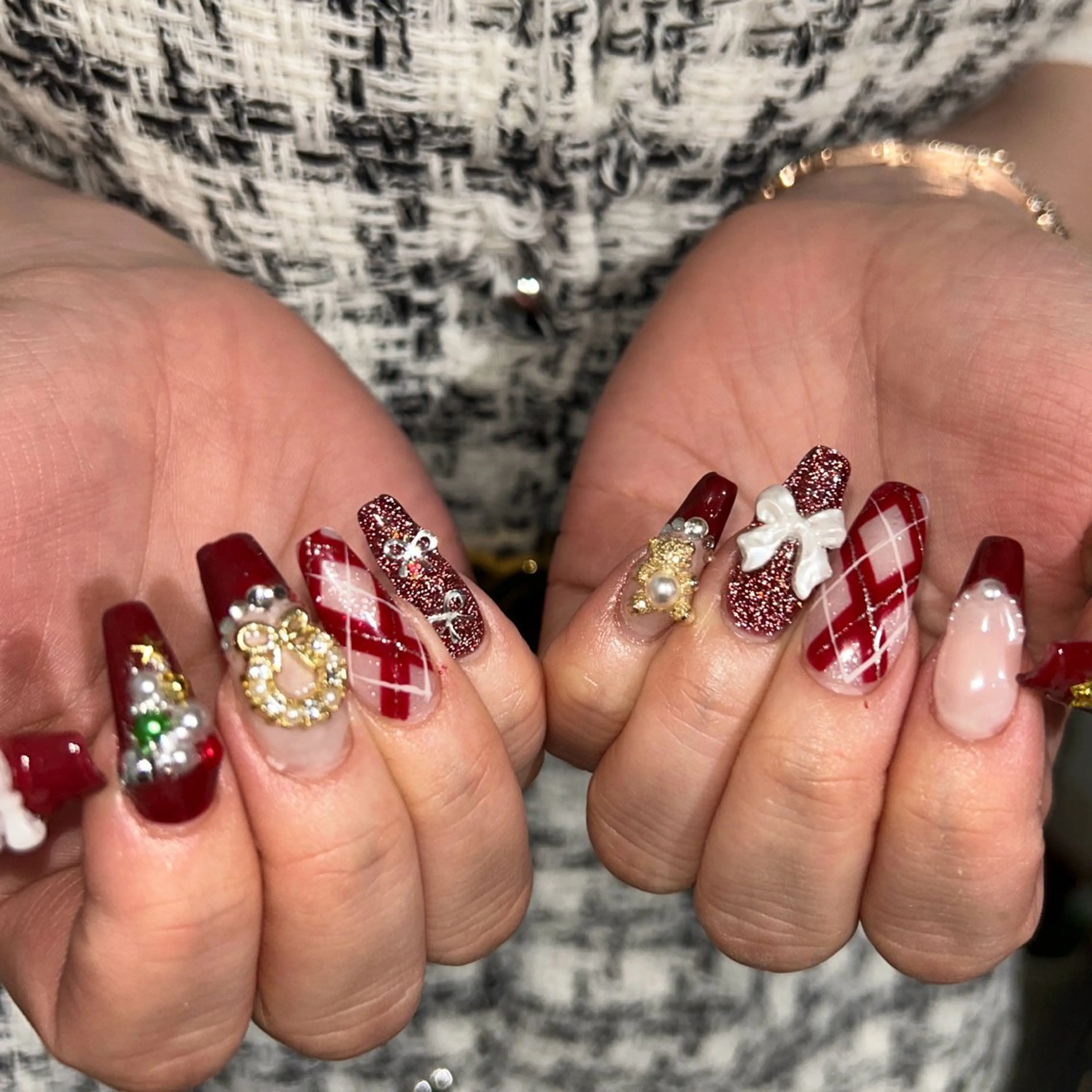 ネイル MODA MANAMIᵕ̈のネイルデザイン