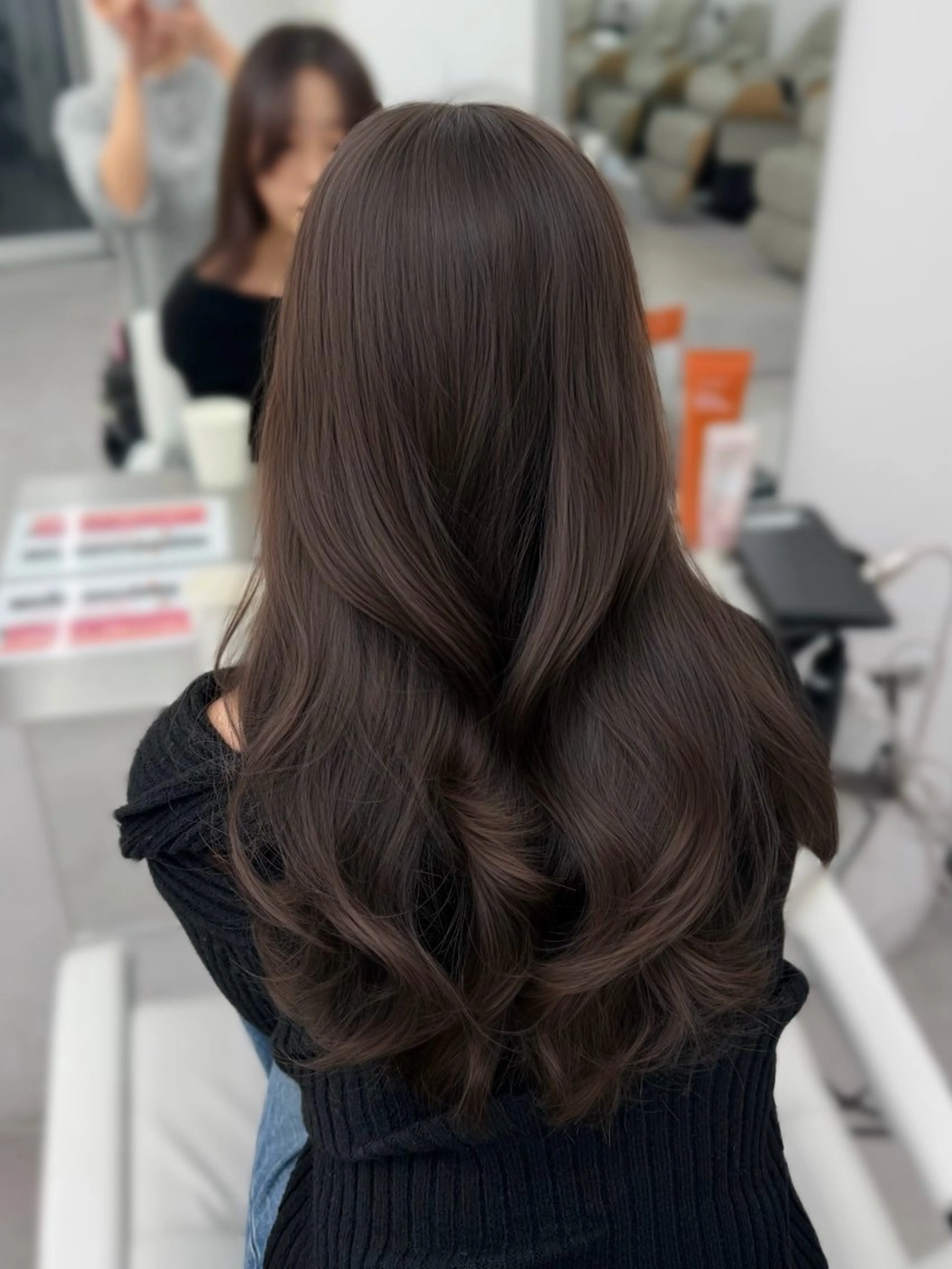 ロング カラー ブラウンカラー カット ヘアカラー トリートメント 韓国ヘア/顔周り ヘアセット/加藤優里のヘアスタイル