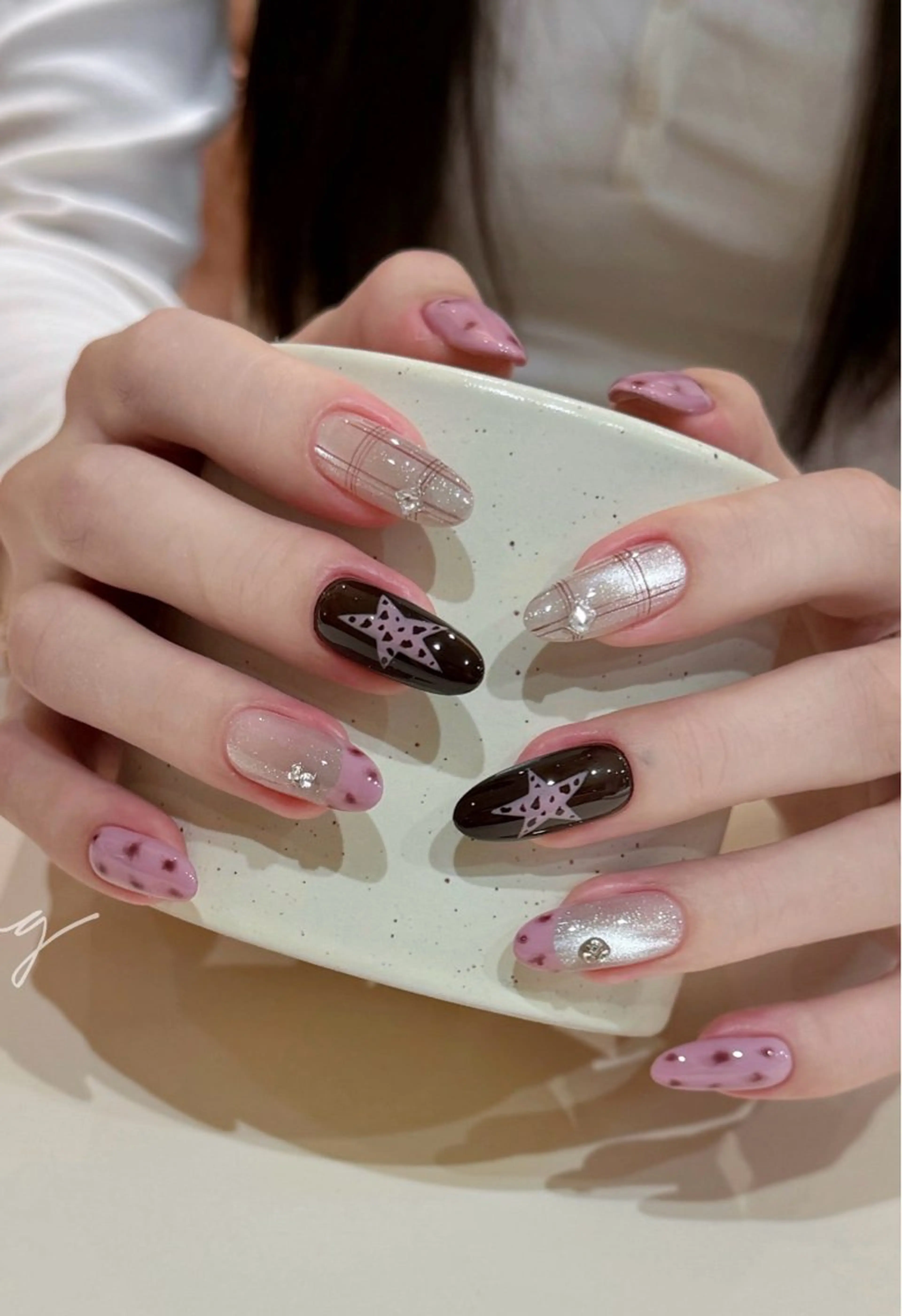 ネイル ハンドネイル THE ONE 鈴木のネイルデザイン