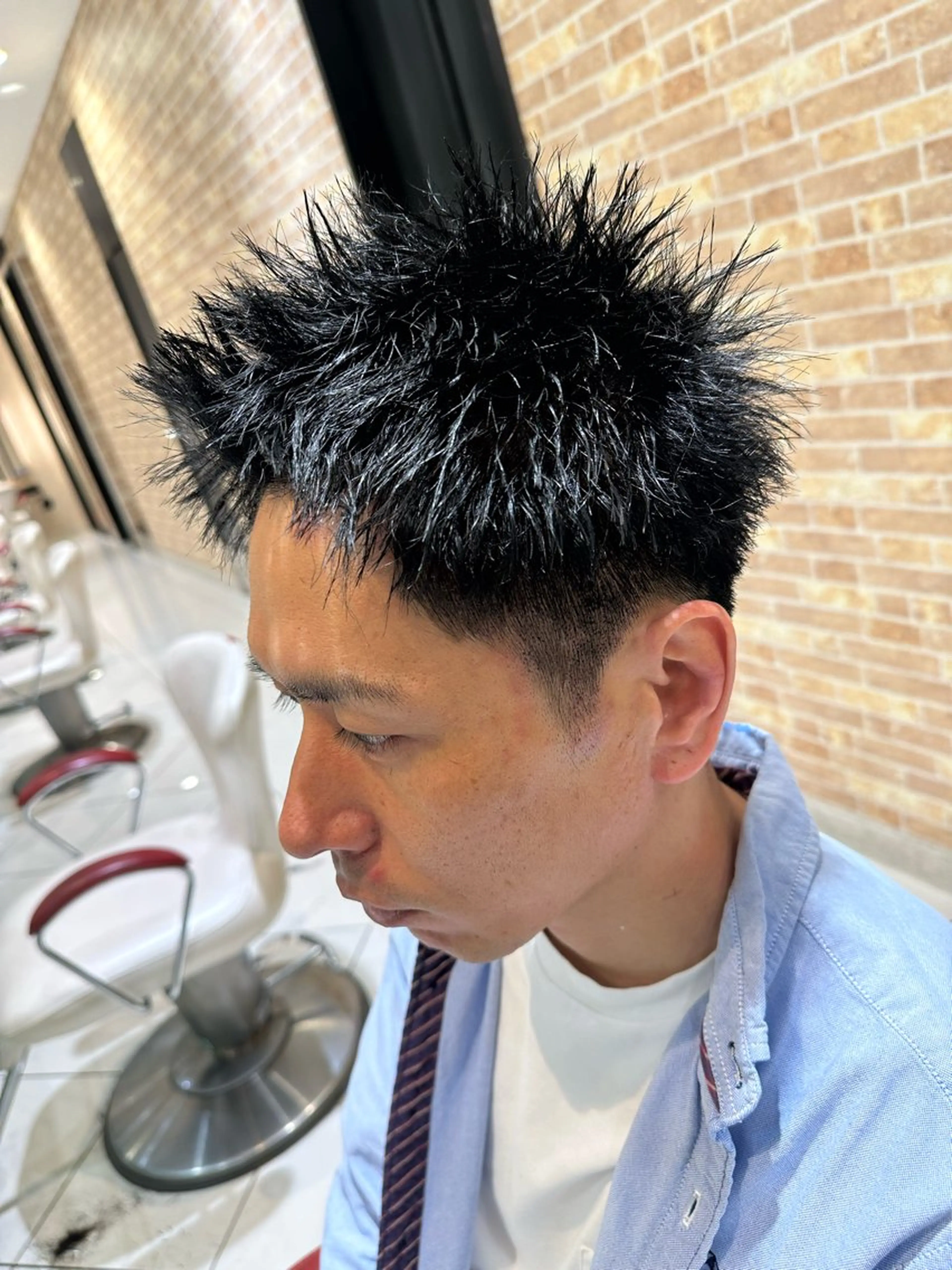 ショート パーマ メンズ メンズパーマ スパイキーショート 波巻きパーマ ショートヘア 💈メンズ特化 美容師サキ💈のヘアスタイル