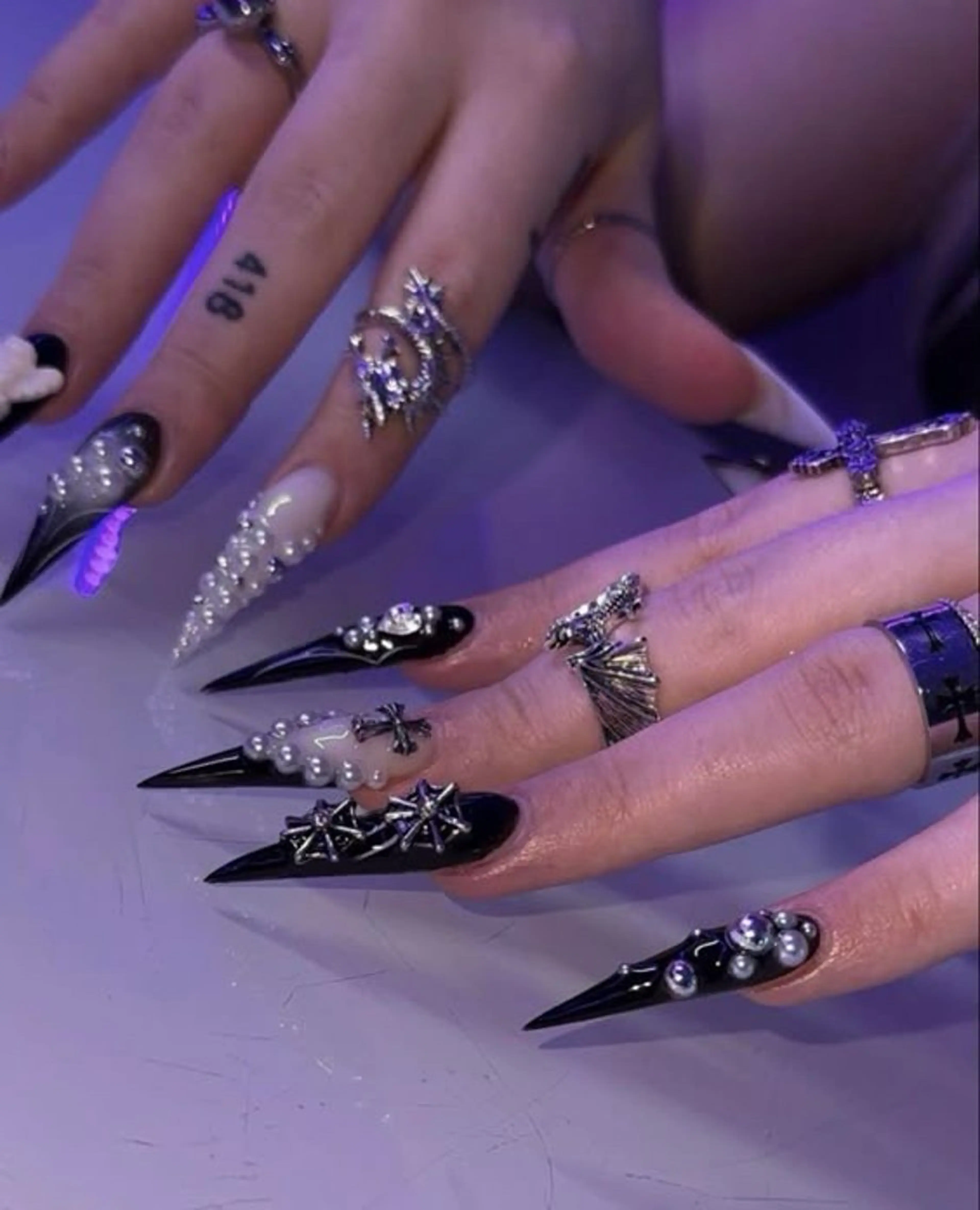 ネイル Queen Nail 柏店　クイーンネイルのネイルデザイン