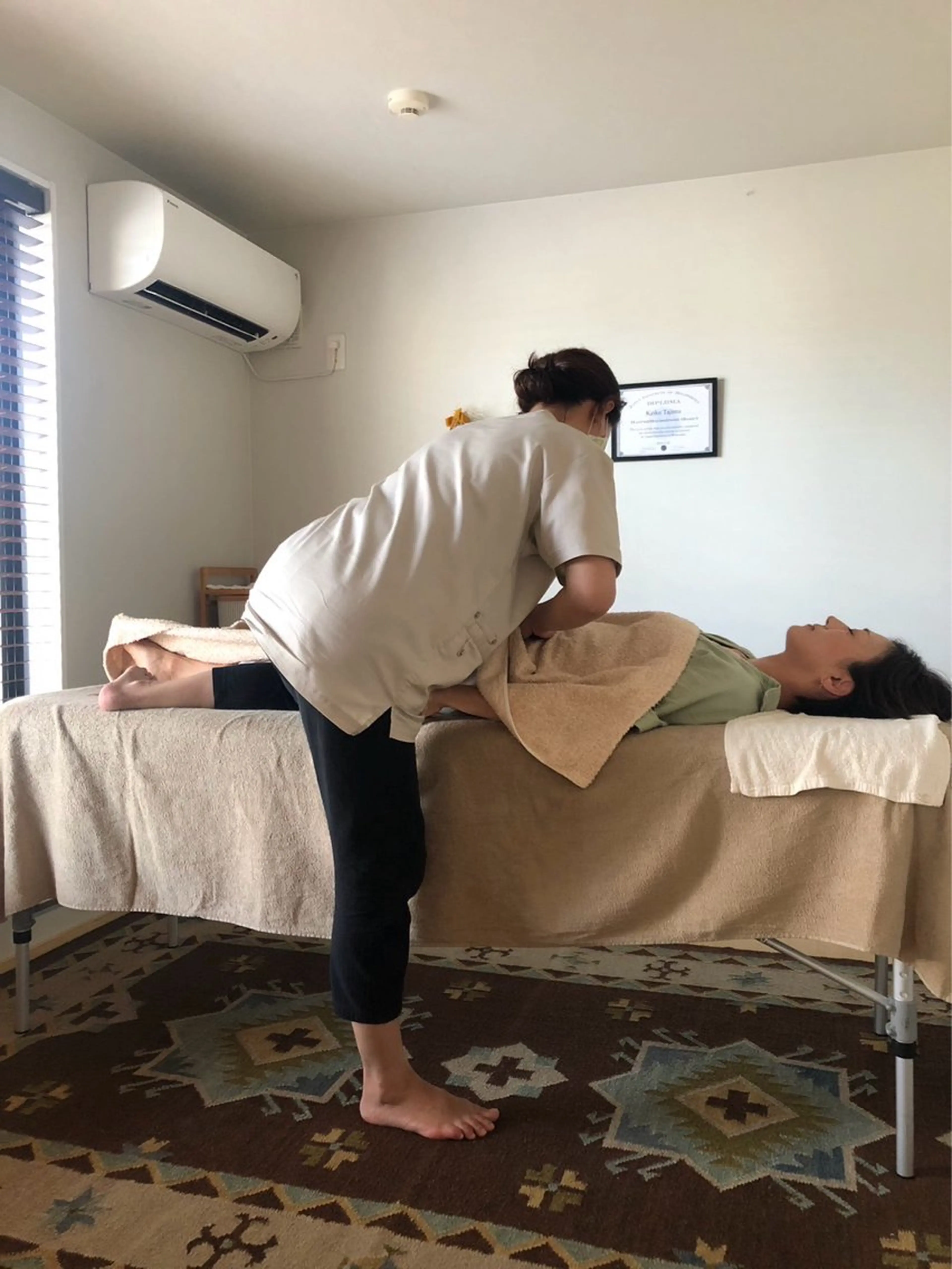 ホロソフィー®︎体験　40分(脊柱のみ、もしくはさらに1ヶ所)カウンセリング込みの写真