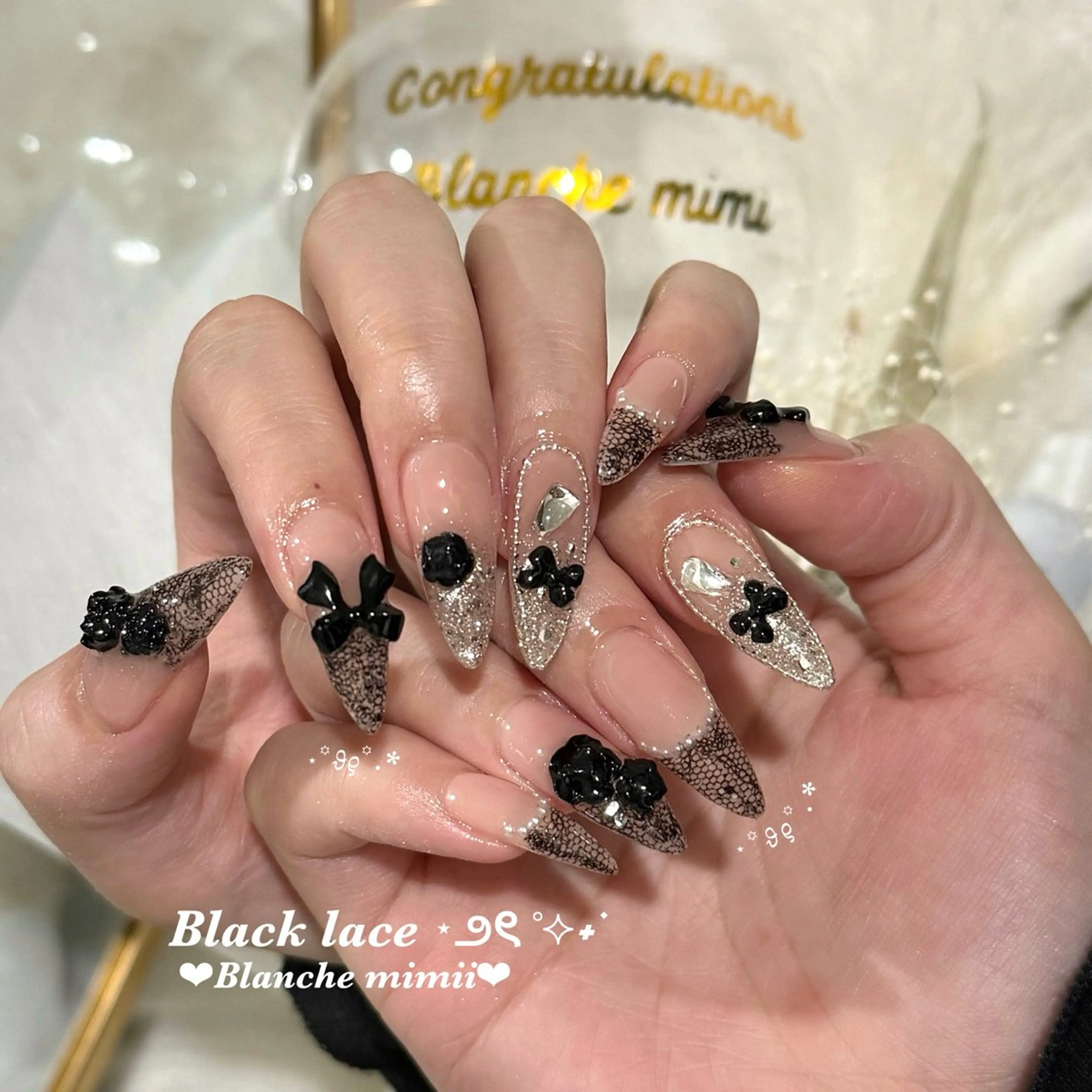 ネイル ジェルネイル ガーリー グラデーション レース ラメ(グリッター) ハンドネイル Blanche　mimii所属・Blanche Ayaのネイルデザイン