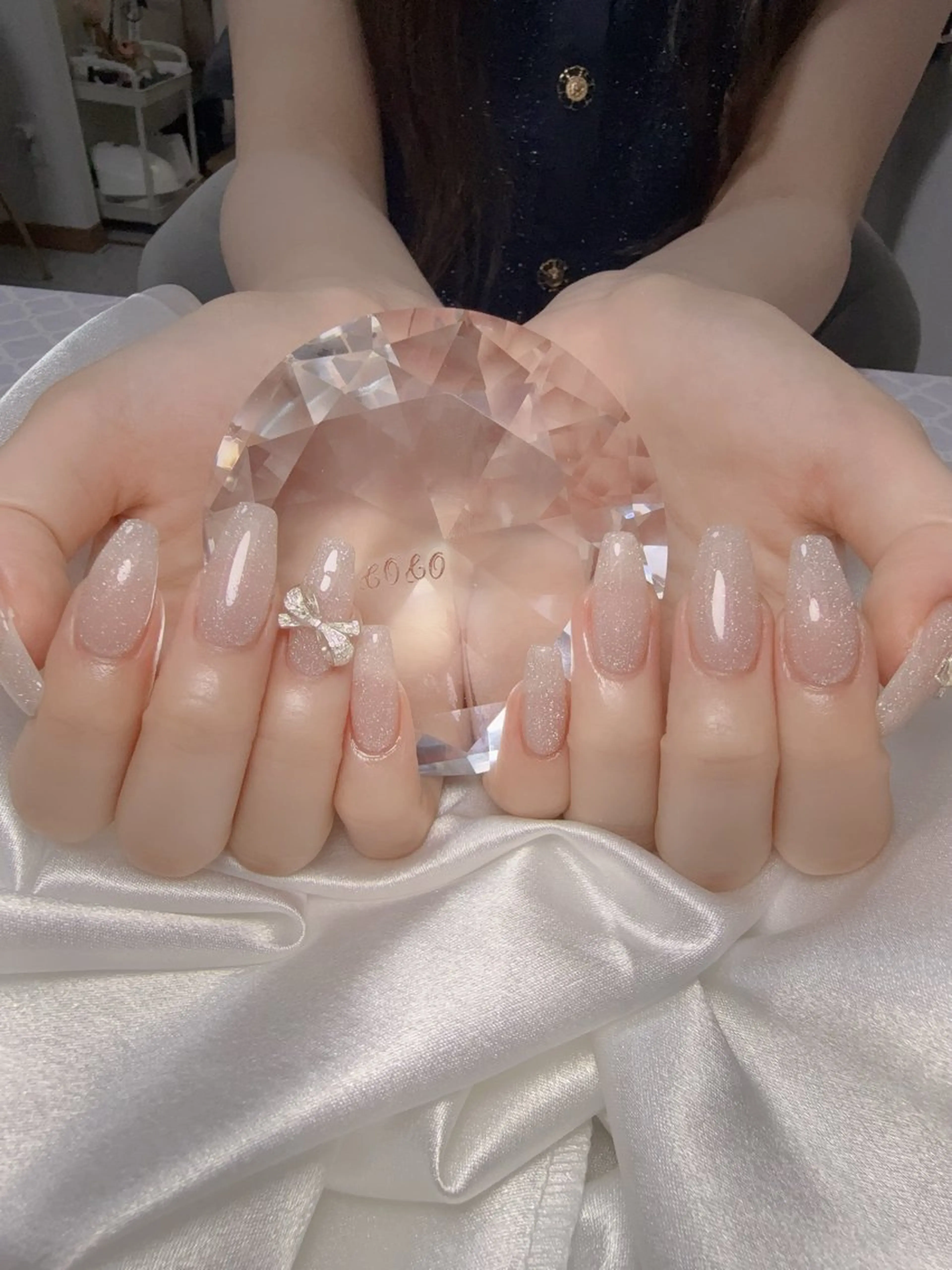 ネイル オーロラネイル ブルー チークネイル フットネイル グラデーション 西野 カナのネイルデザイン