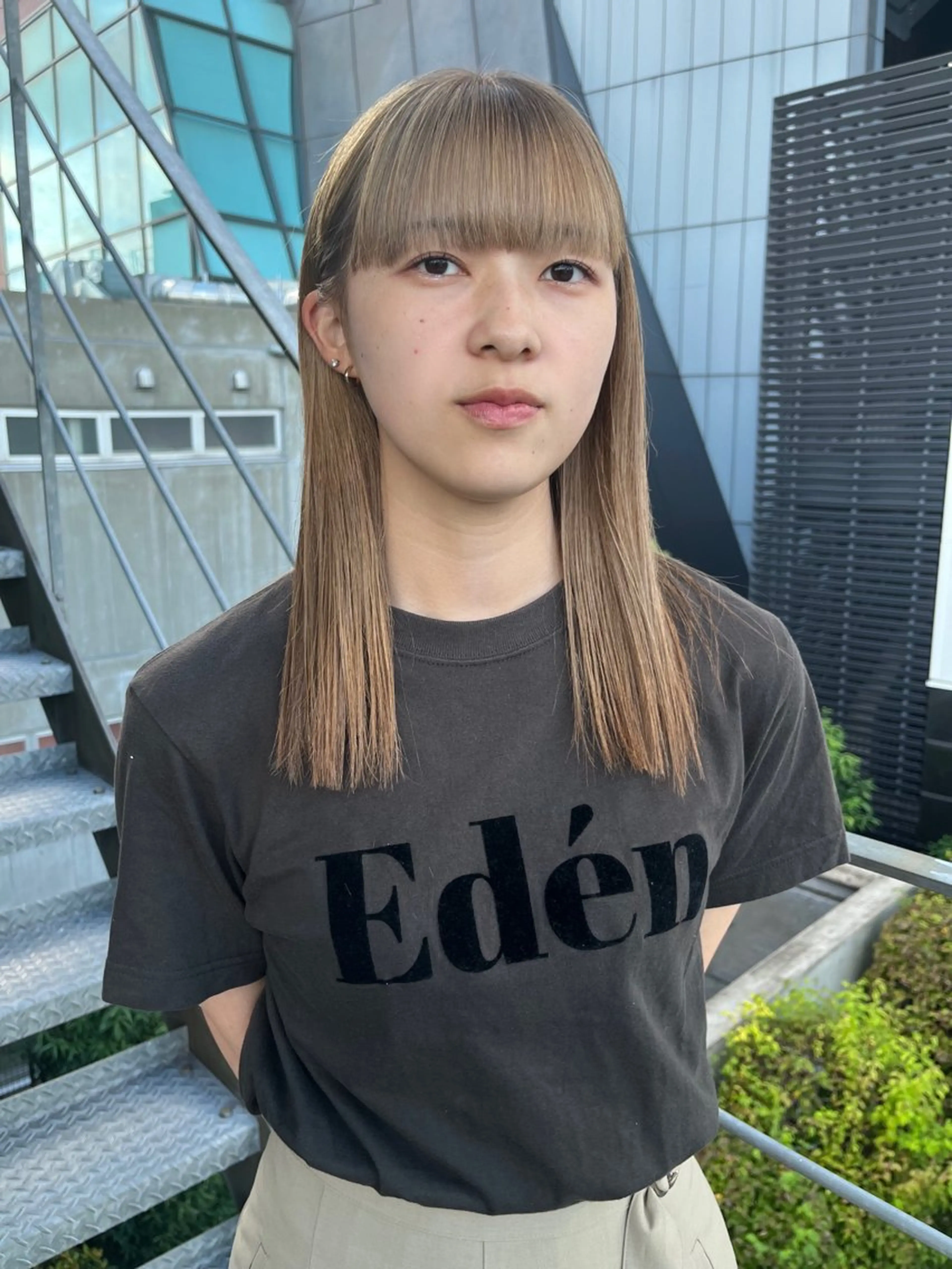 セミロング レイヤーカット\ウル フ　chinatsuのヘアスタイル