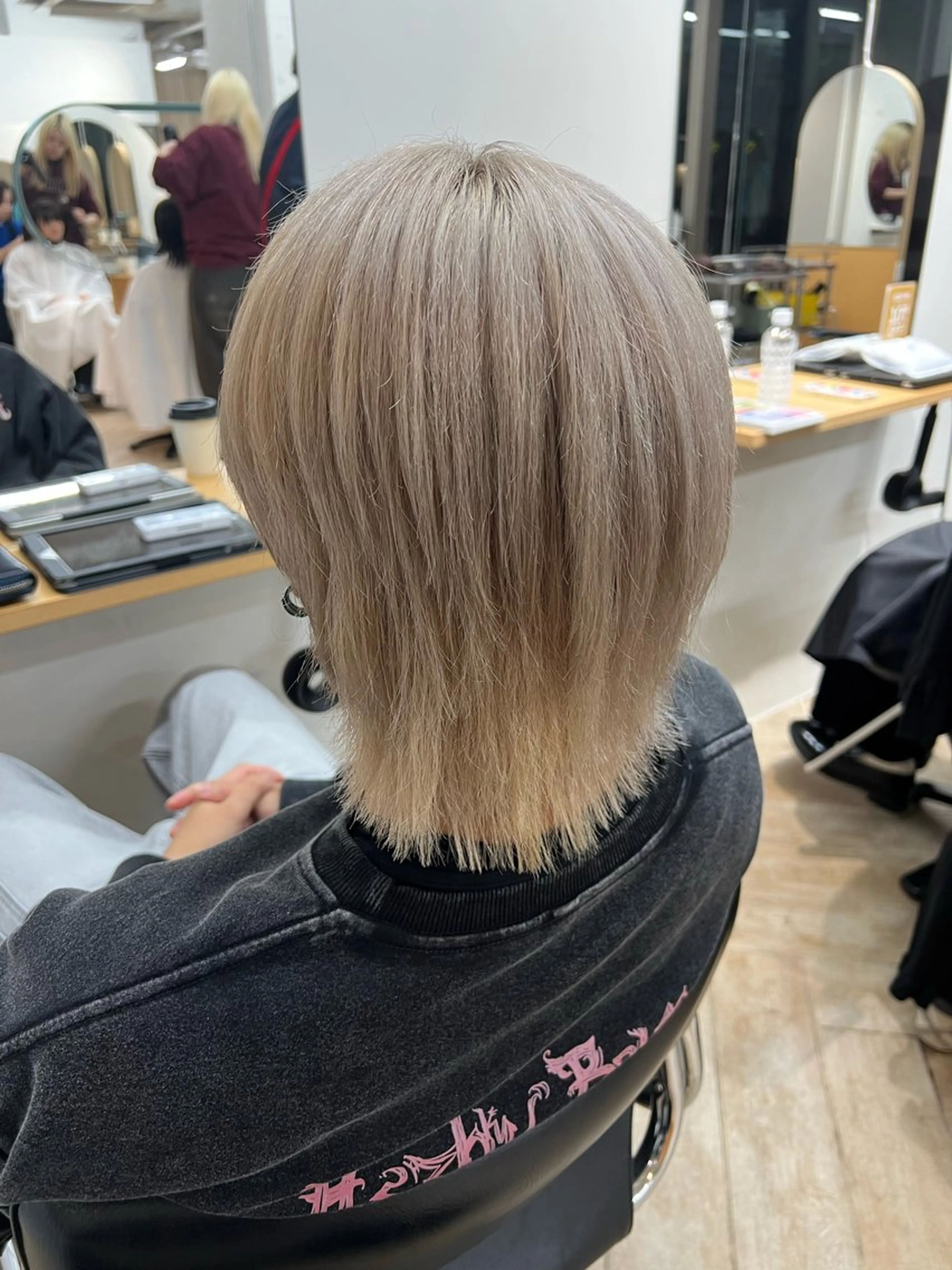 カラー メンズ ヘアカラー トリートメント ベージュカラー 新潟/万代/井上佑のヘアスタイル