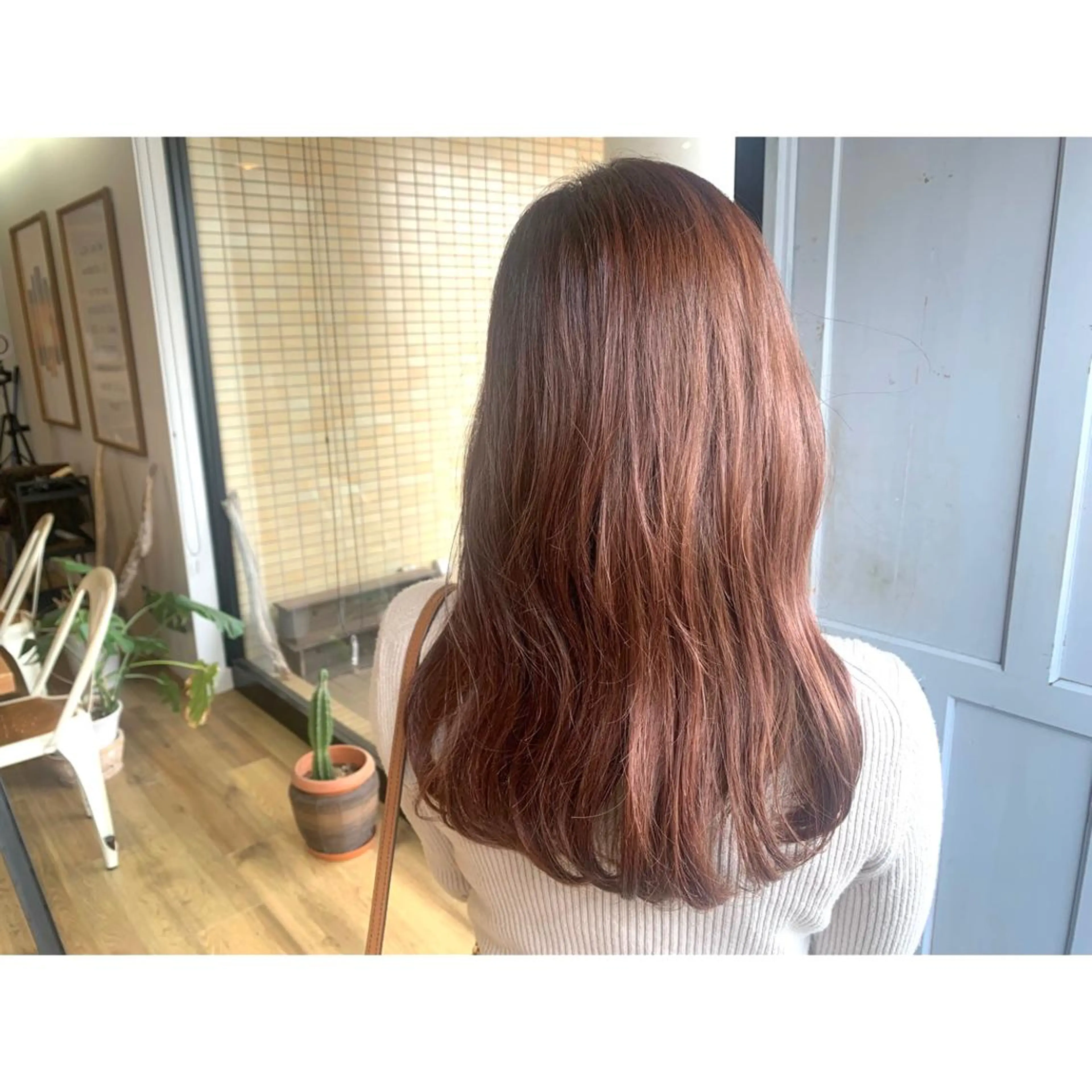 ロング カラー ピンクカラー ヘアカラー トリートメント ツキダテ ユイのヘアスタイル