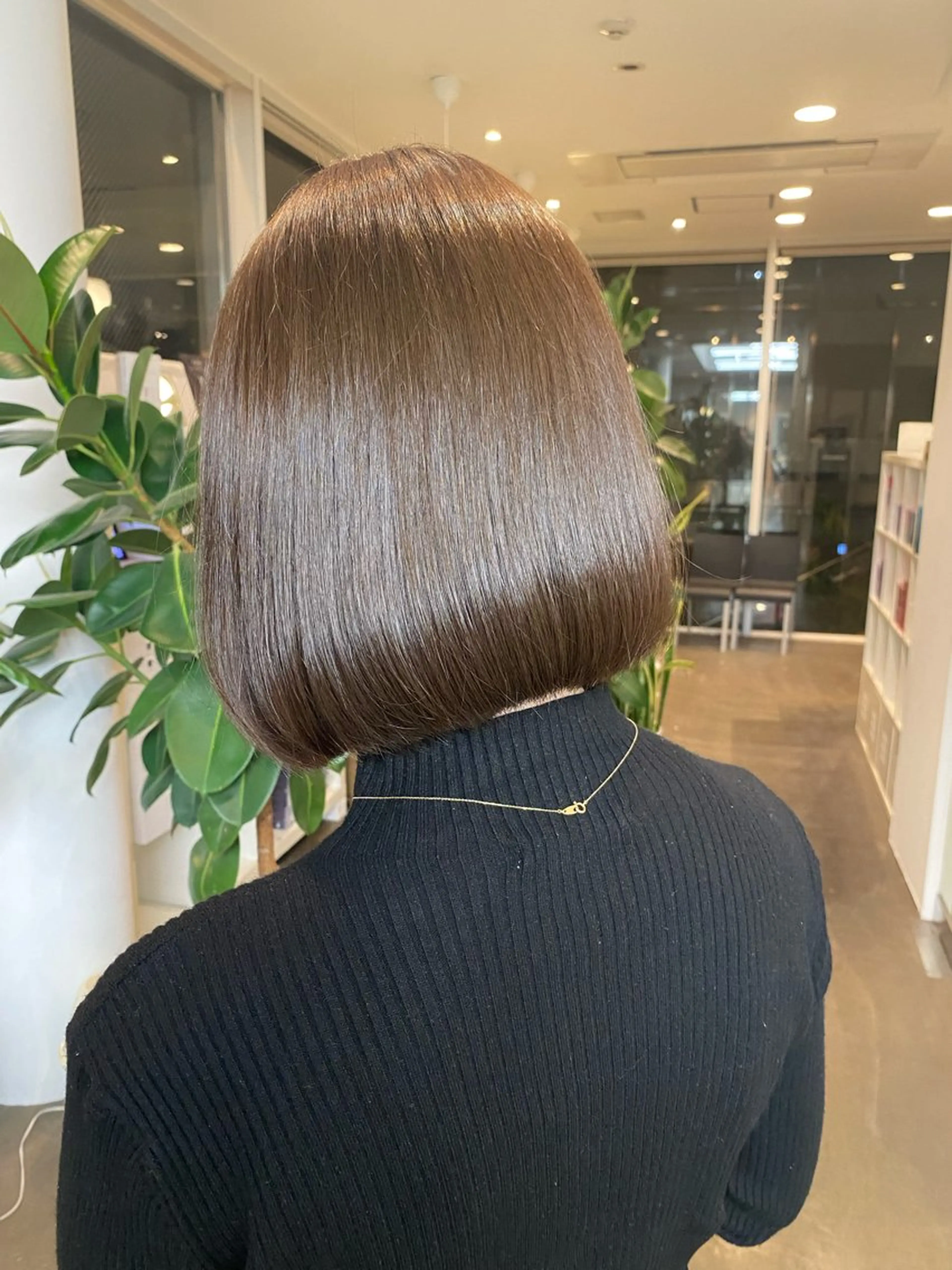 ショート カラー ベージュカラー 透明感カラー オリーブベージュ DIFINOaoyama所属・🎧ayaka/ボブ /透明感カラー🩵のヘアスタイル