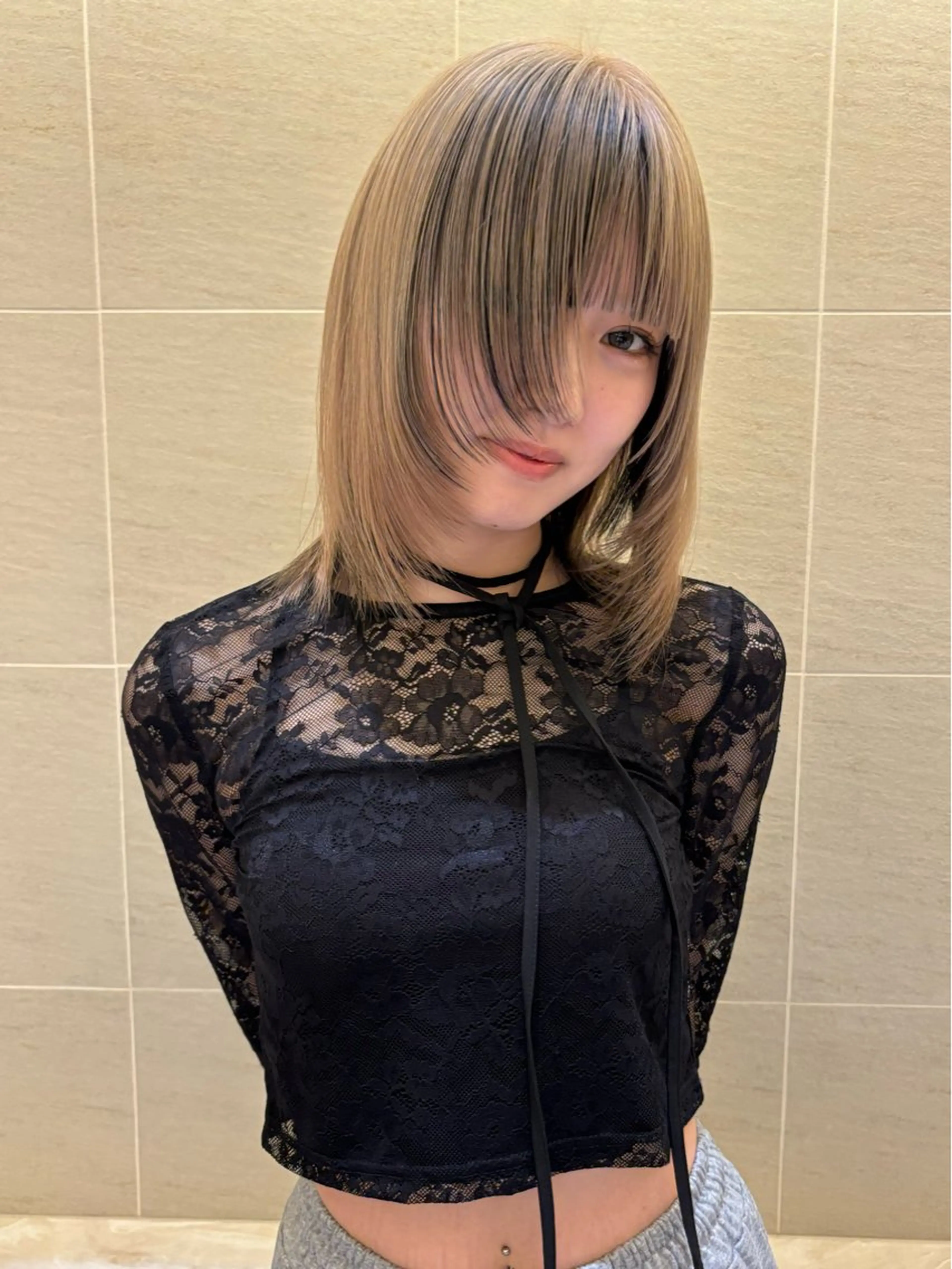 ミディアム レイヤーカット yiye   青山店所属・Rako .のヘアスタイル