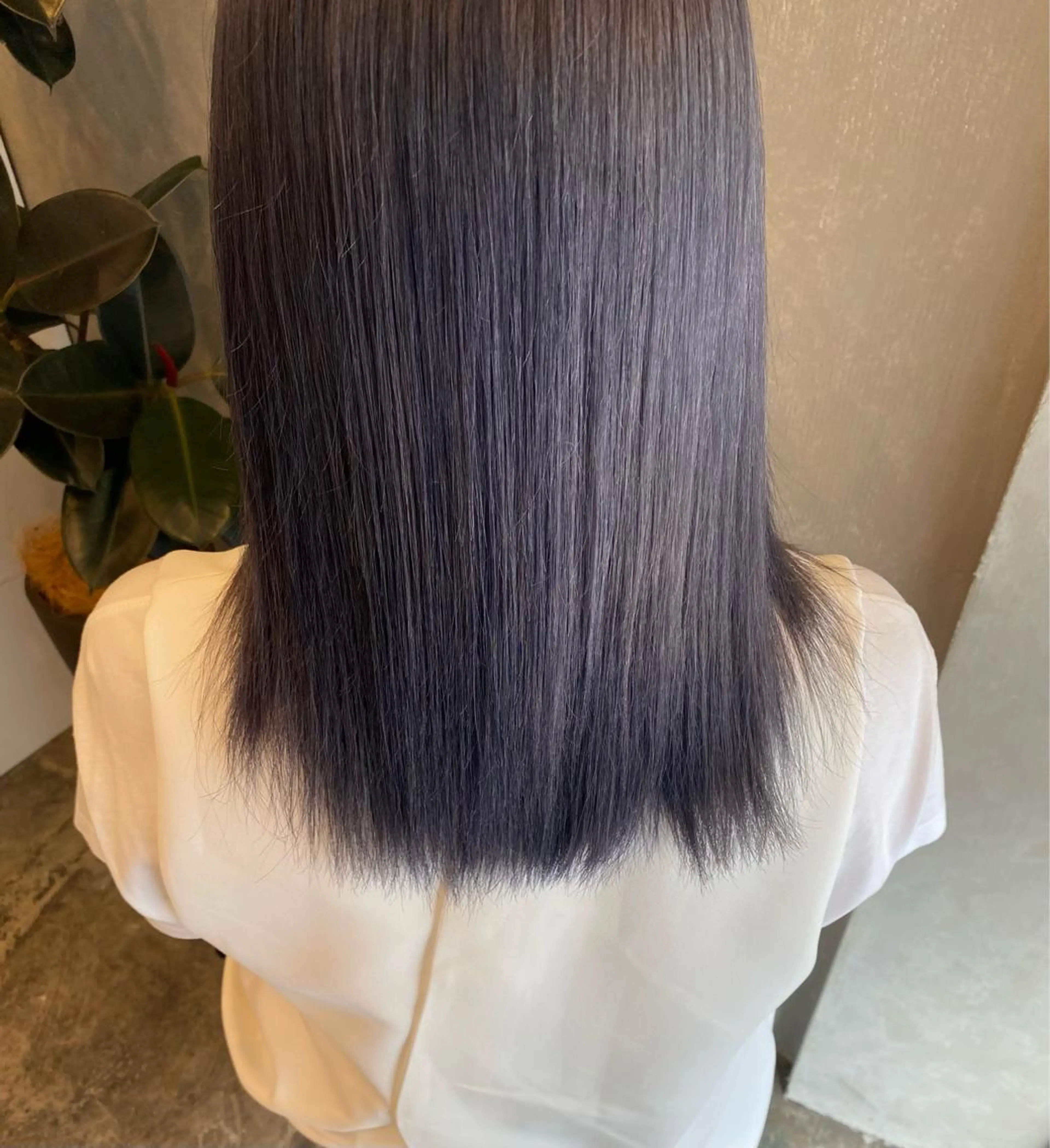 セミロング カラー 艶カラー 藤澤さくらのマツエク・マツパデザイン