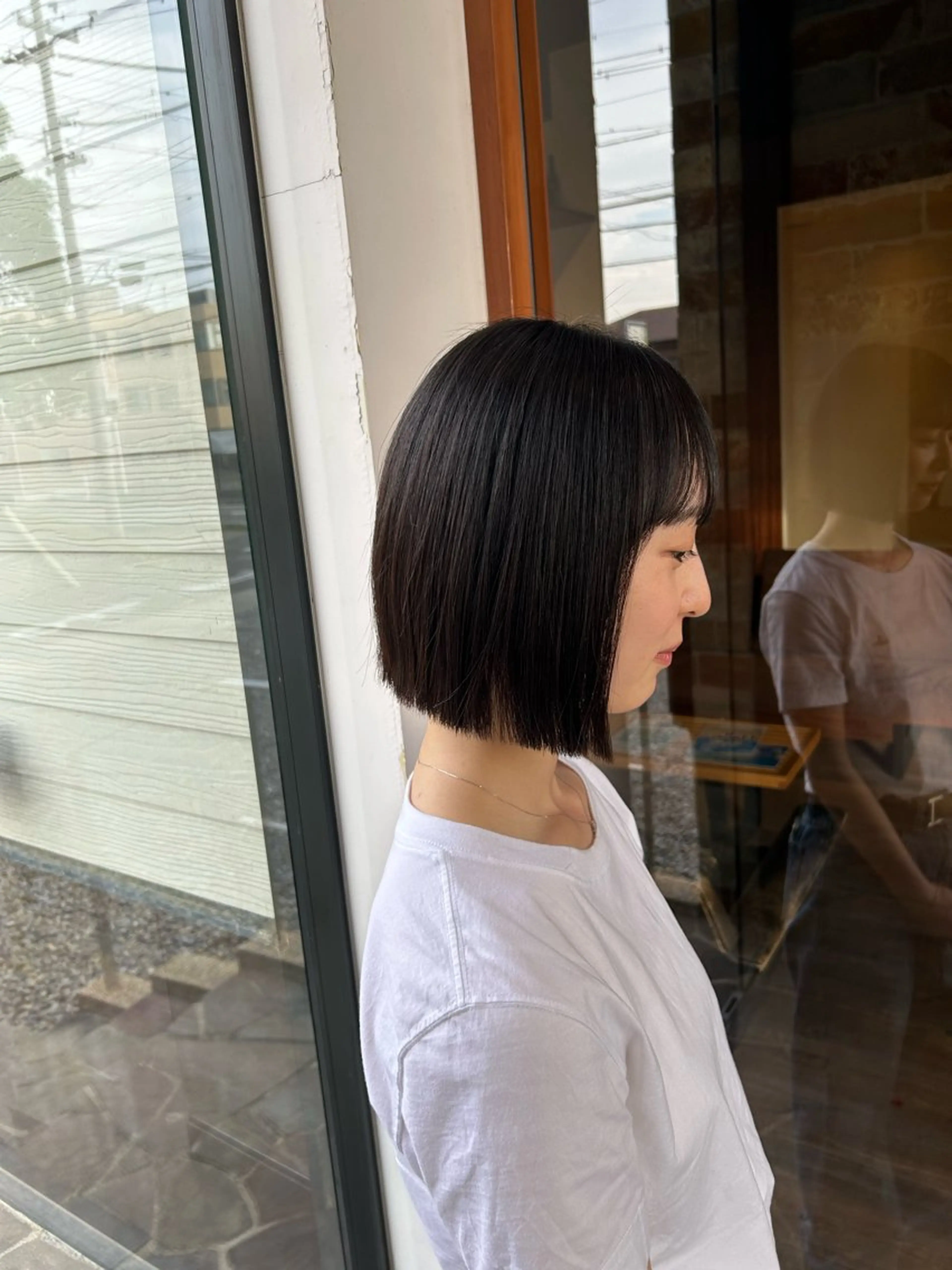 ミディアム ボブ カット 村松 麻菜のヘアスタイル