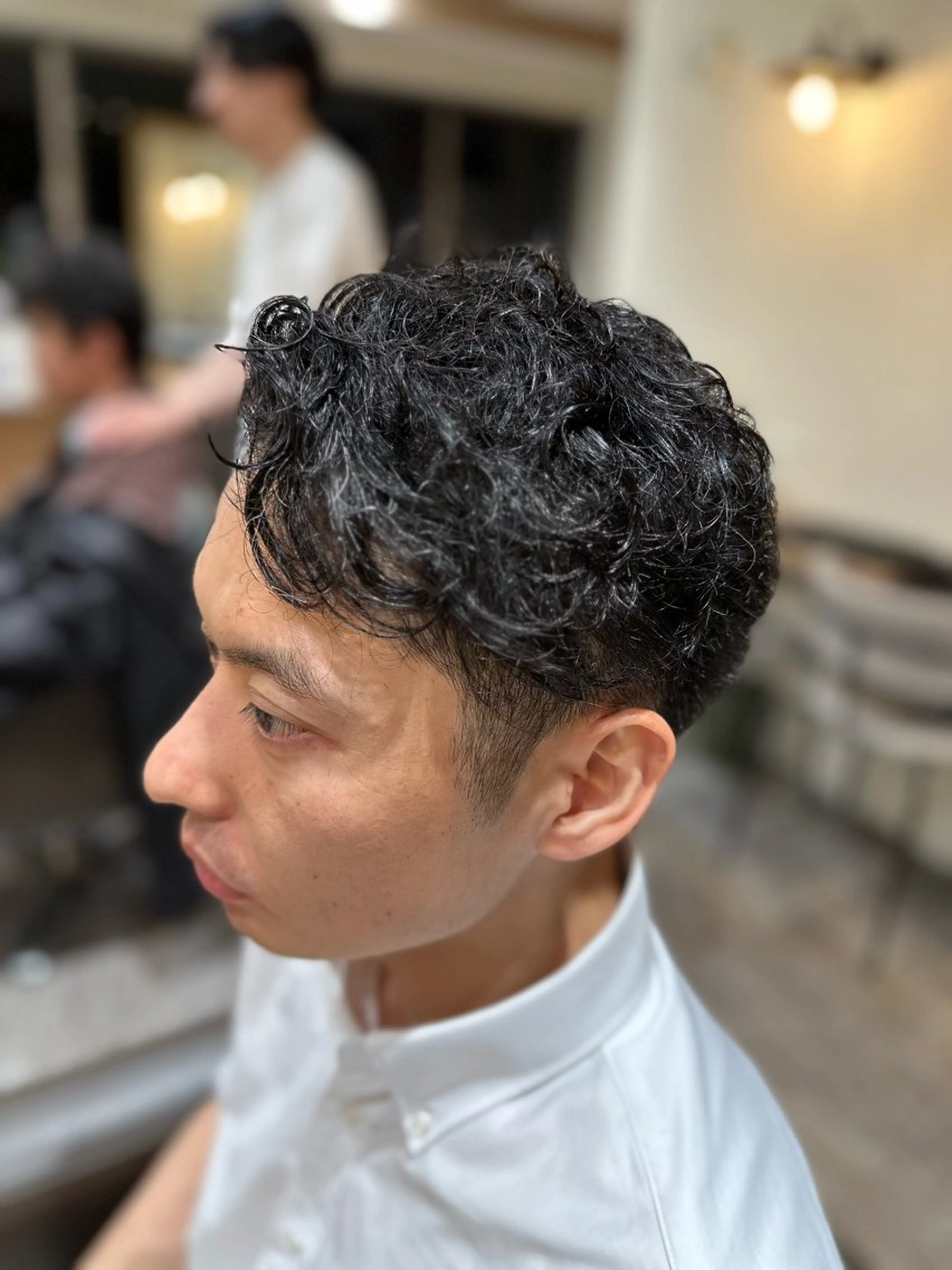 ショート パーマ メンズ メンズパーマ くせ毛 似合わせカット ショートヘア メンズカット×眉毛 デザイナー⚘Nanaの眉毛・アイブロウイメージ