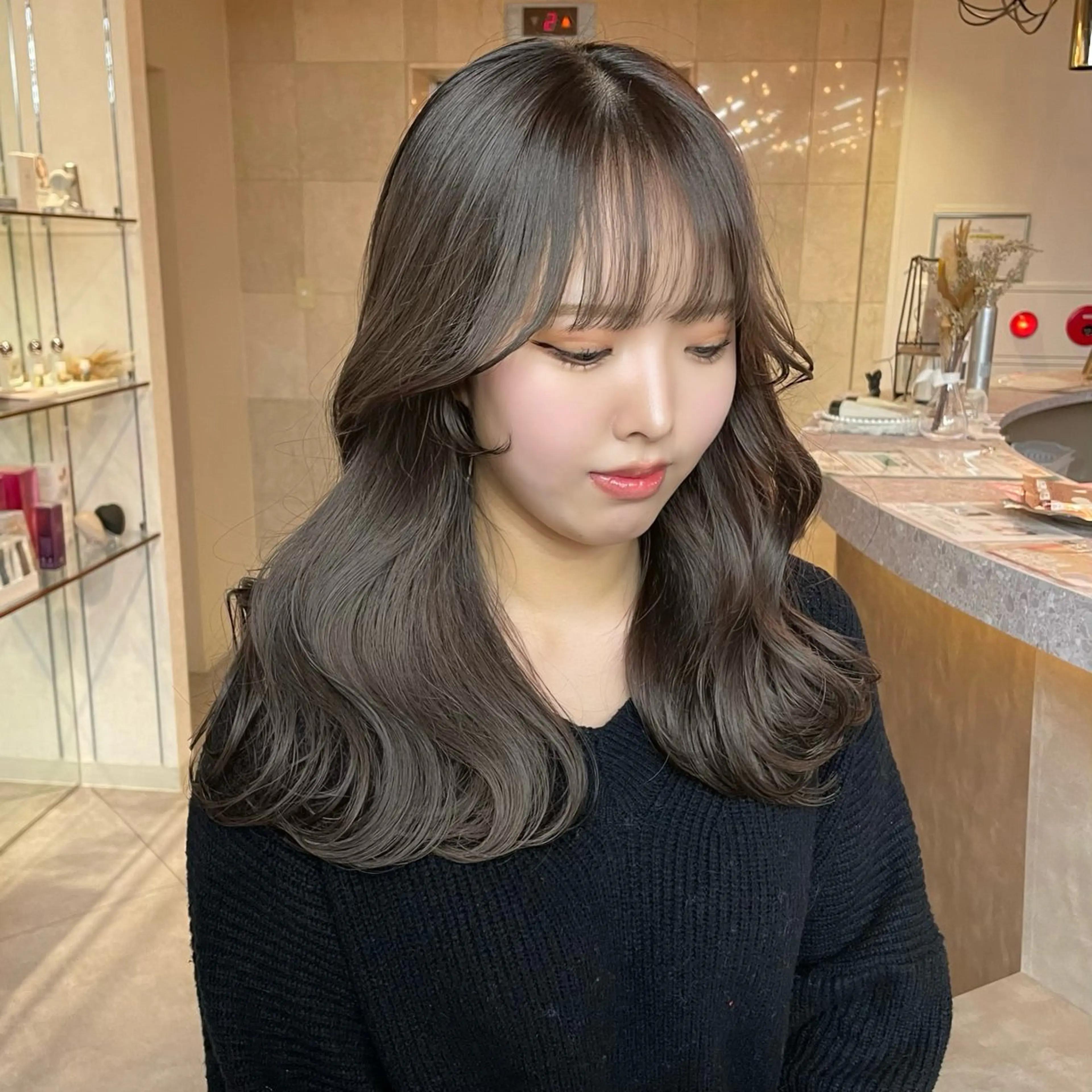 セミロング カラー カット ヘアカラー トリートメント 透明感/ベージュ/ 艶髪/ボブ🫧門脇由のヘアスタイル