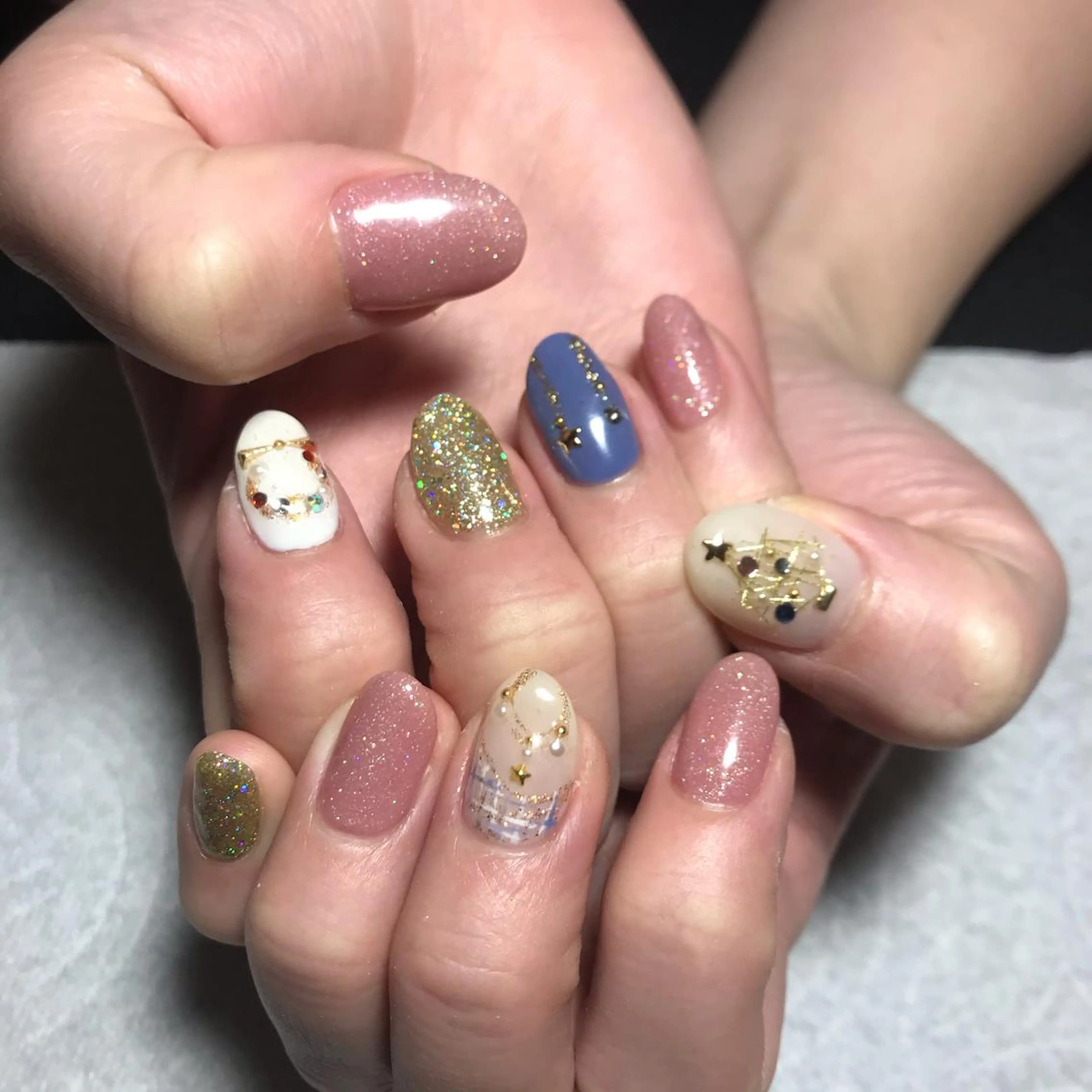 ネイル ECLAT エクラ所属・寺山 千鶴のネイルデザイン