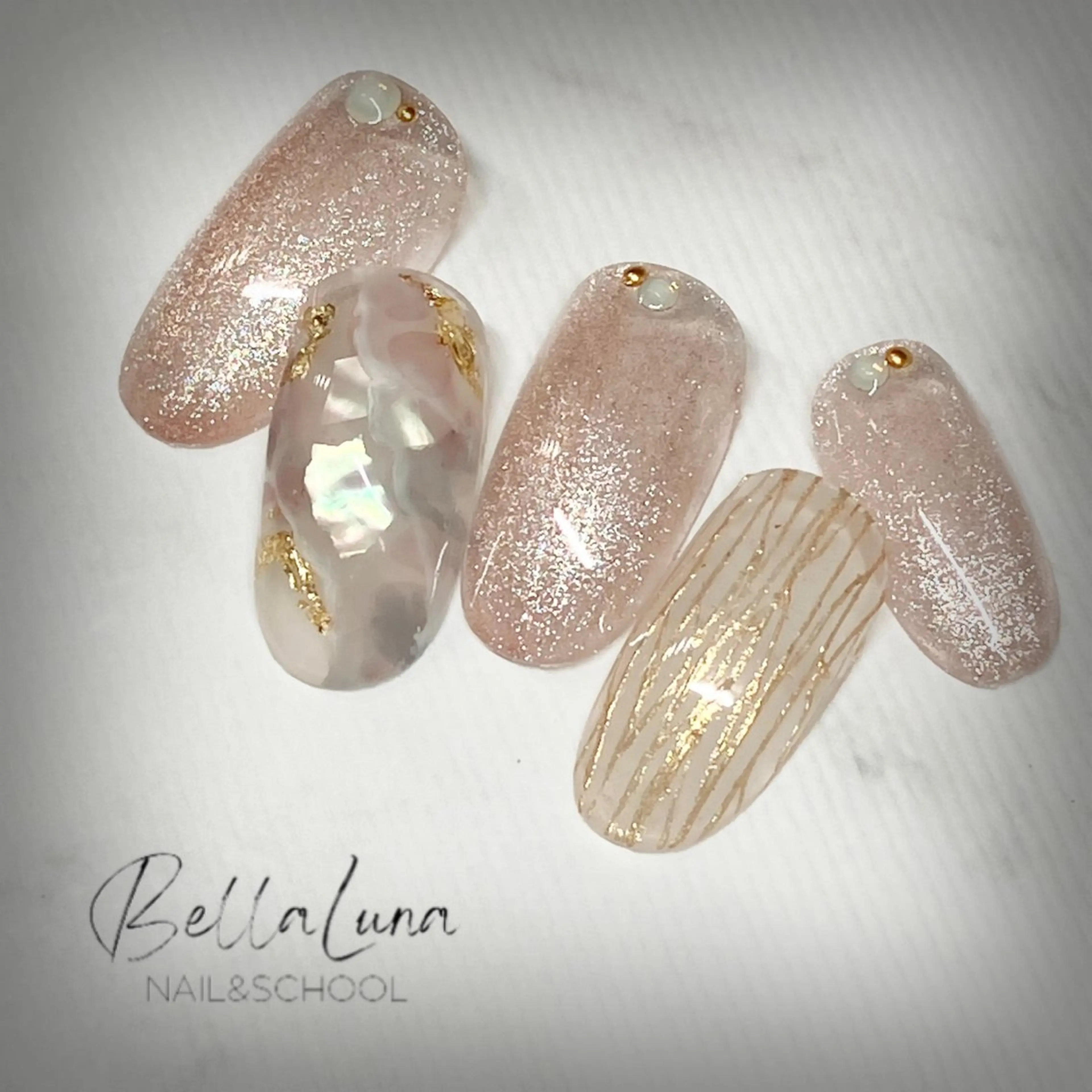 ネイル BellaLuna 金子のネイルデザイン