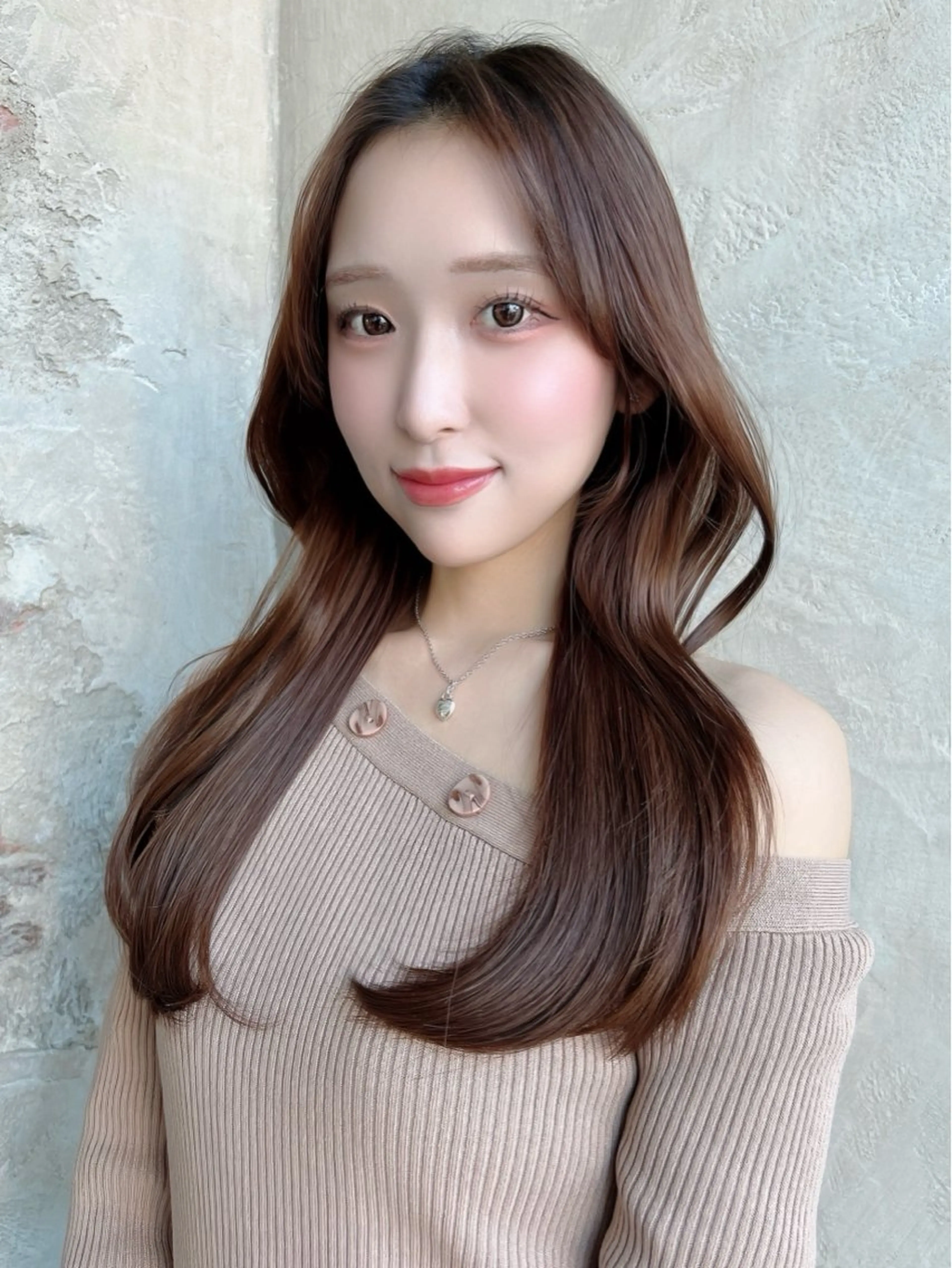 セミロング カラー パーマ カット ヘアカラー トリートメント 新宿✨顔周りカット 韓国ヘア/坂本亜裟海のヘアスタイル