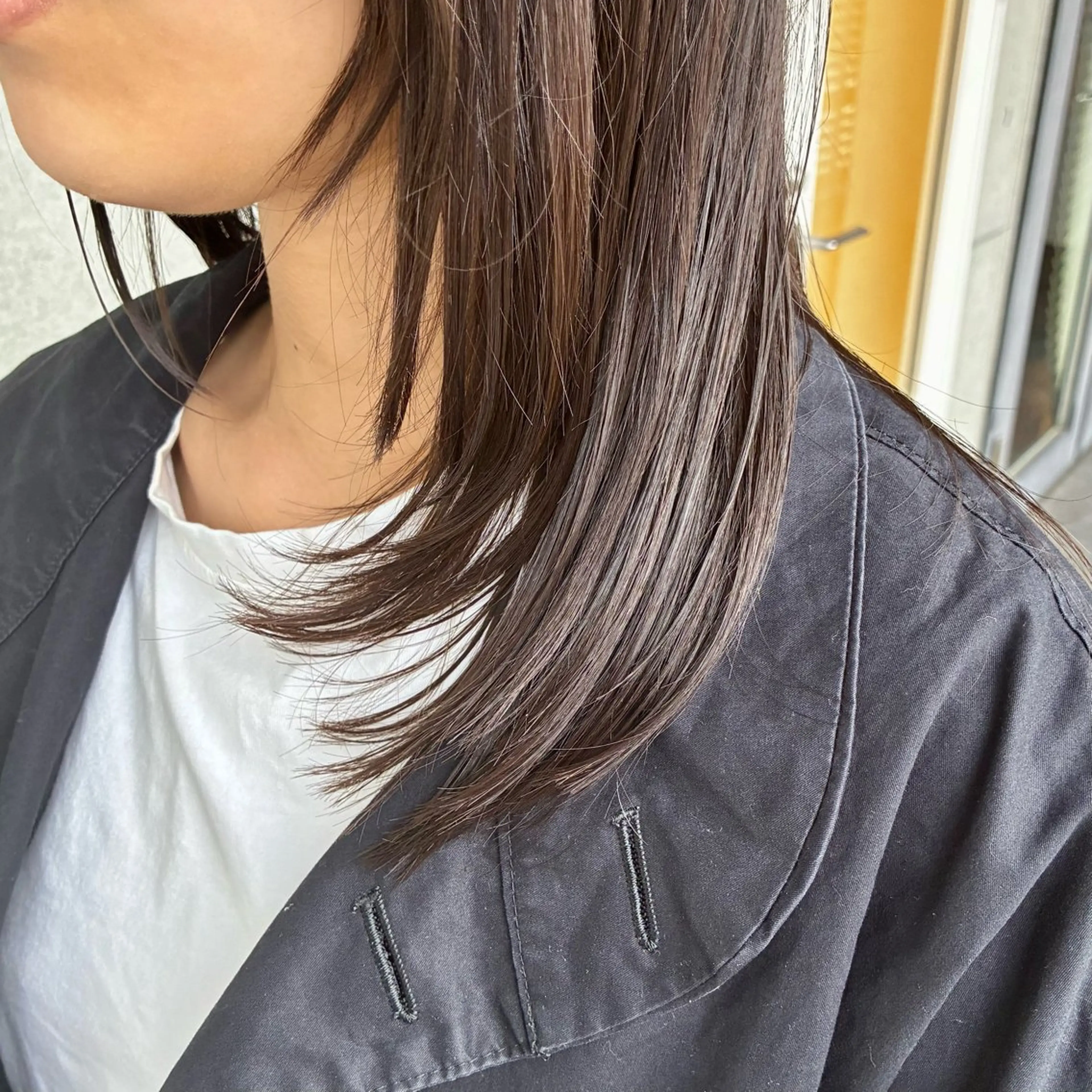 ミディアム レイヤーカット カット 遠藤姫花 𝒂𝒔𝒉草加𓂃のヘアスタイル