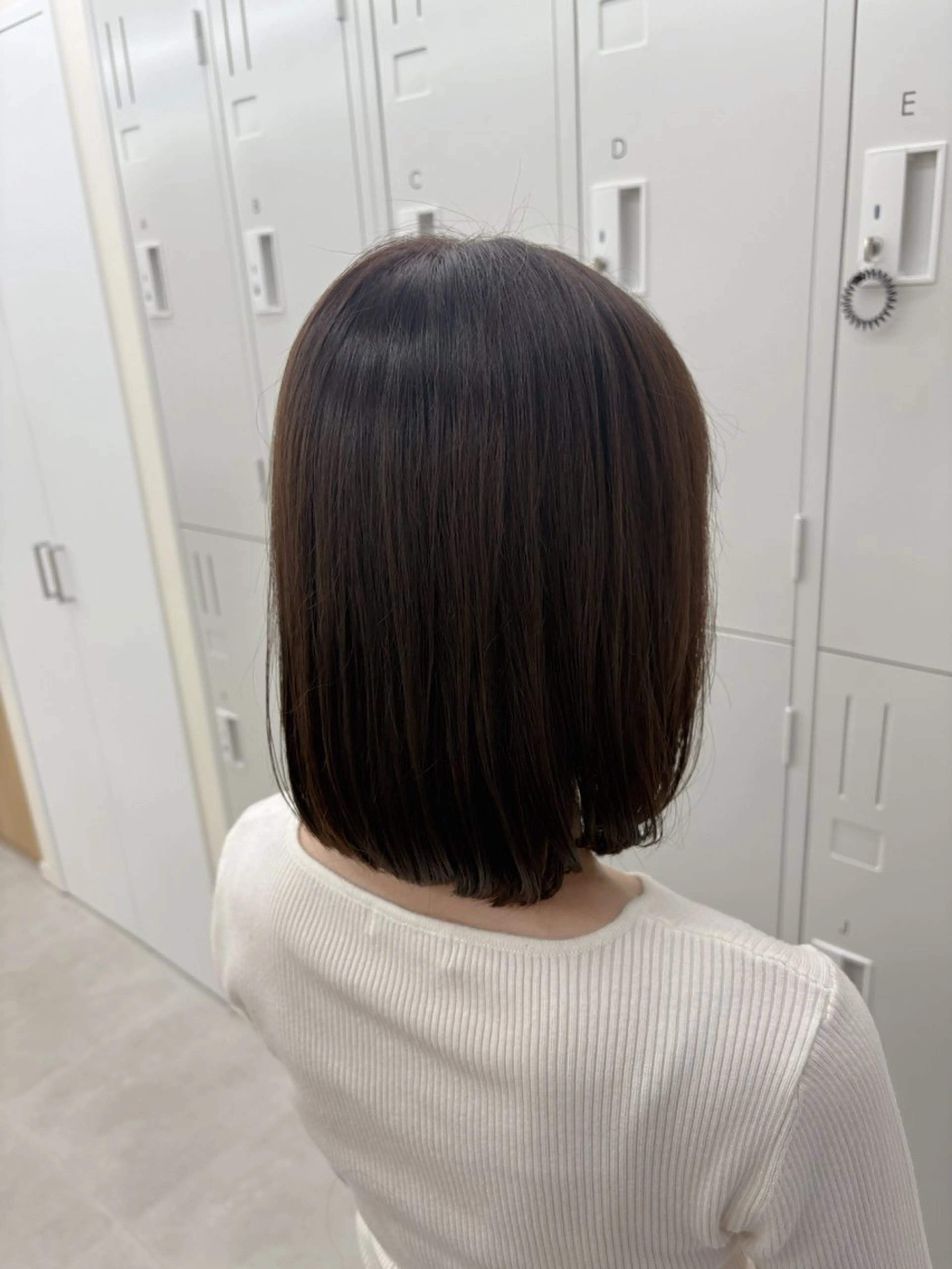 ミディアム カラー カット ヘアカラー トリートメント NaVIユウジ ブリーチカラーのヘアスタイル