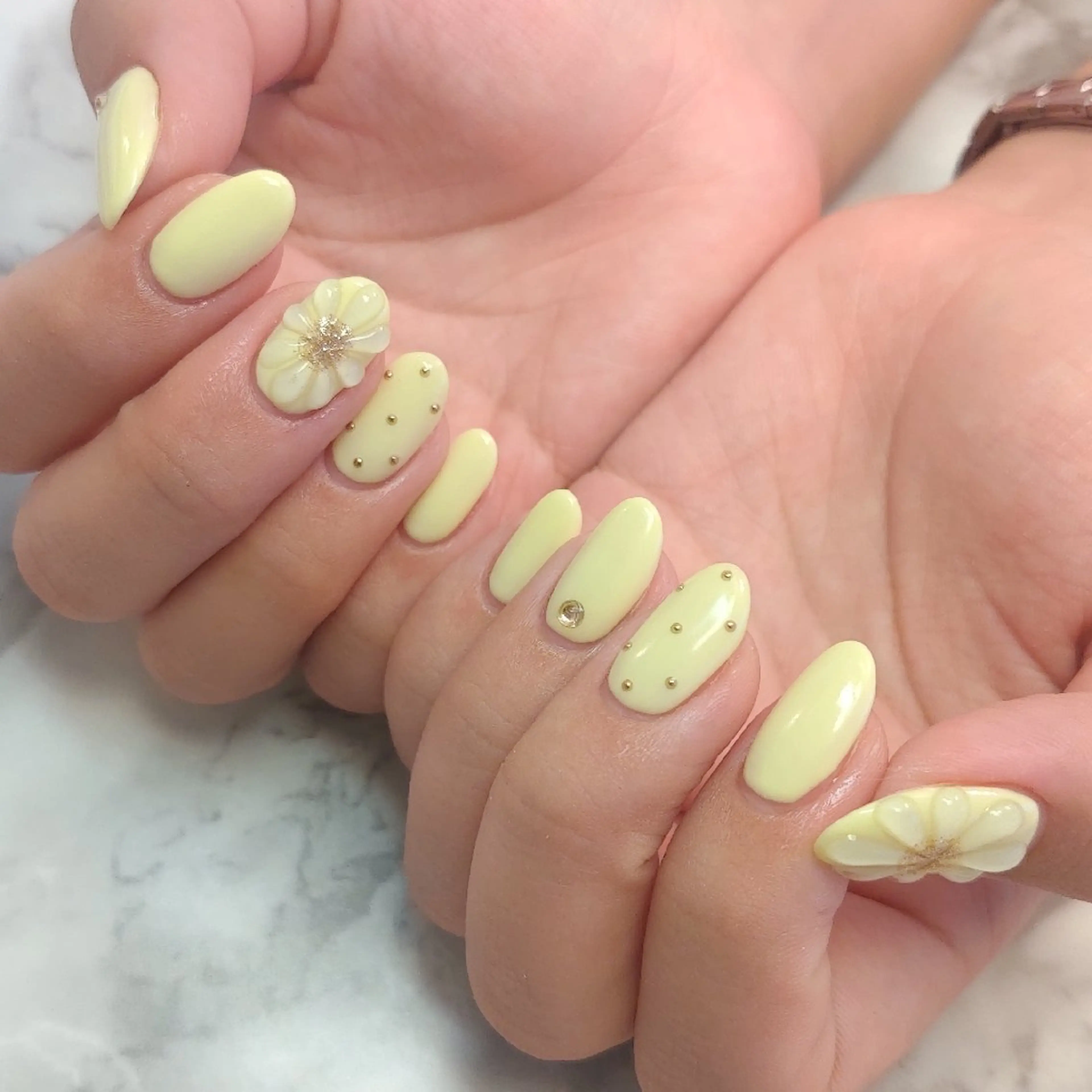 ネイル ジェヌインネイル 河内のネイルデザイン