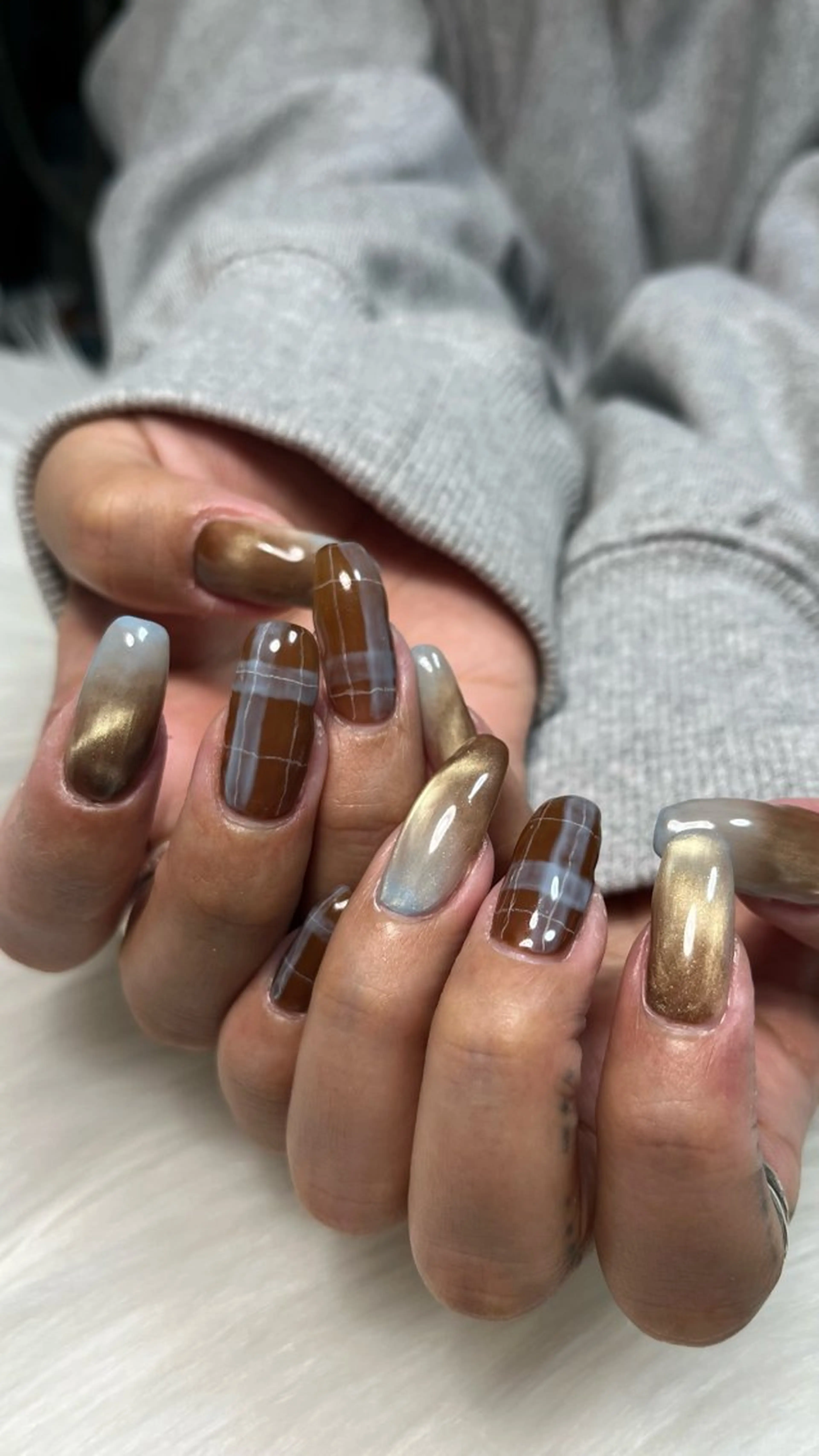 ネイル マグネットネイル ニュアンスネイル ハンドネイル Nail salon Hanakoのネイルデザイン