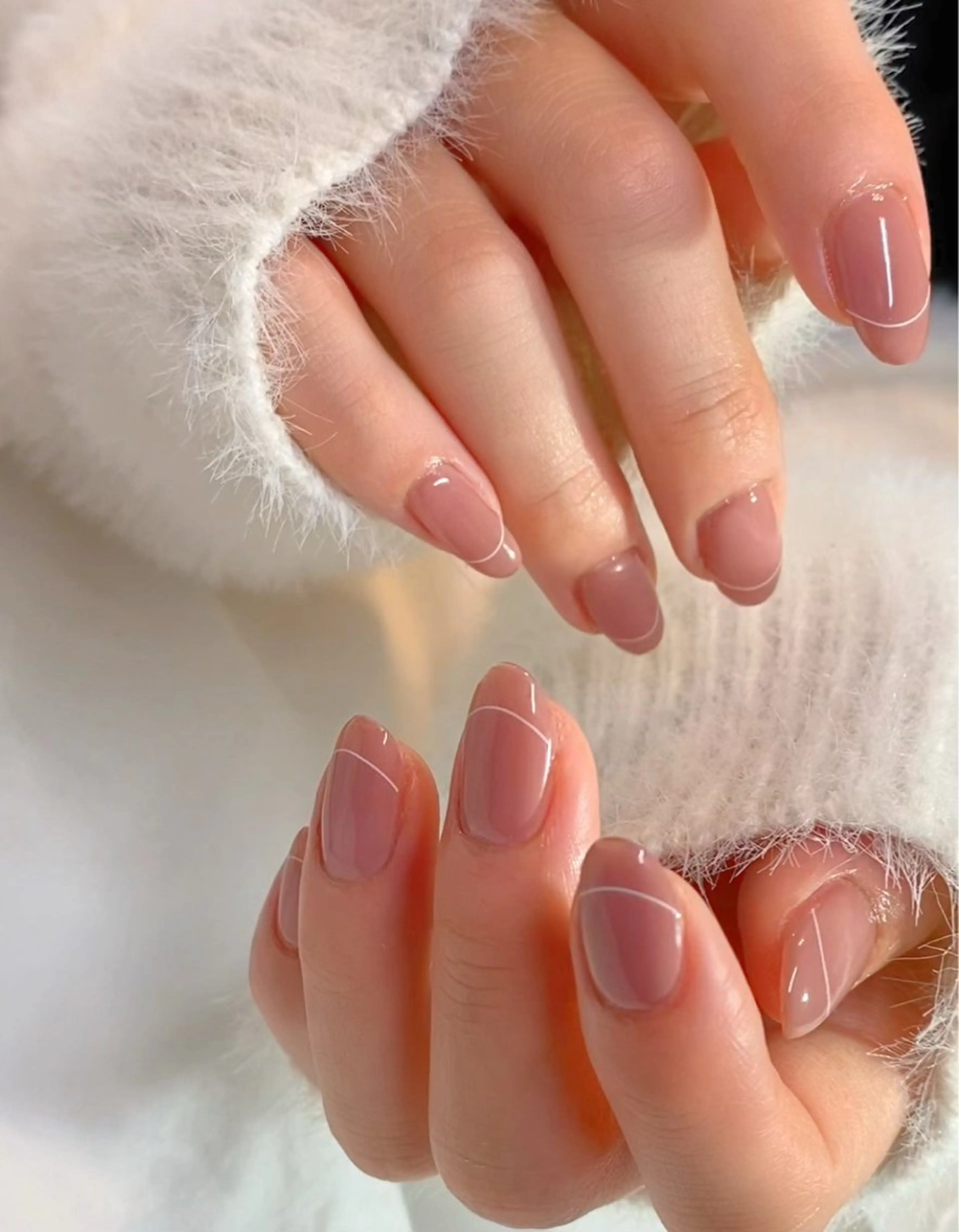 ネイル フレンチネイル オフィスネイル シンプルネイル ＼近畿大学／近く🦢 Swanのネイルデザイン