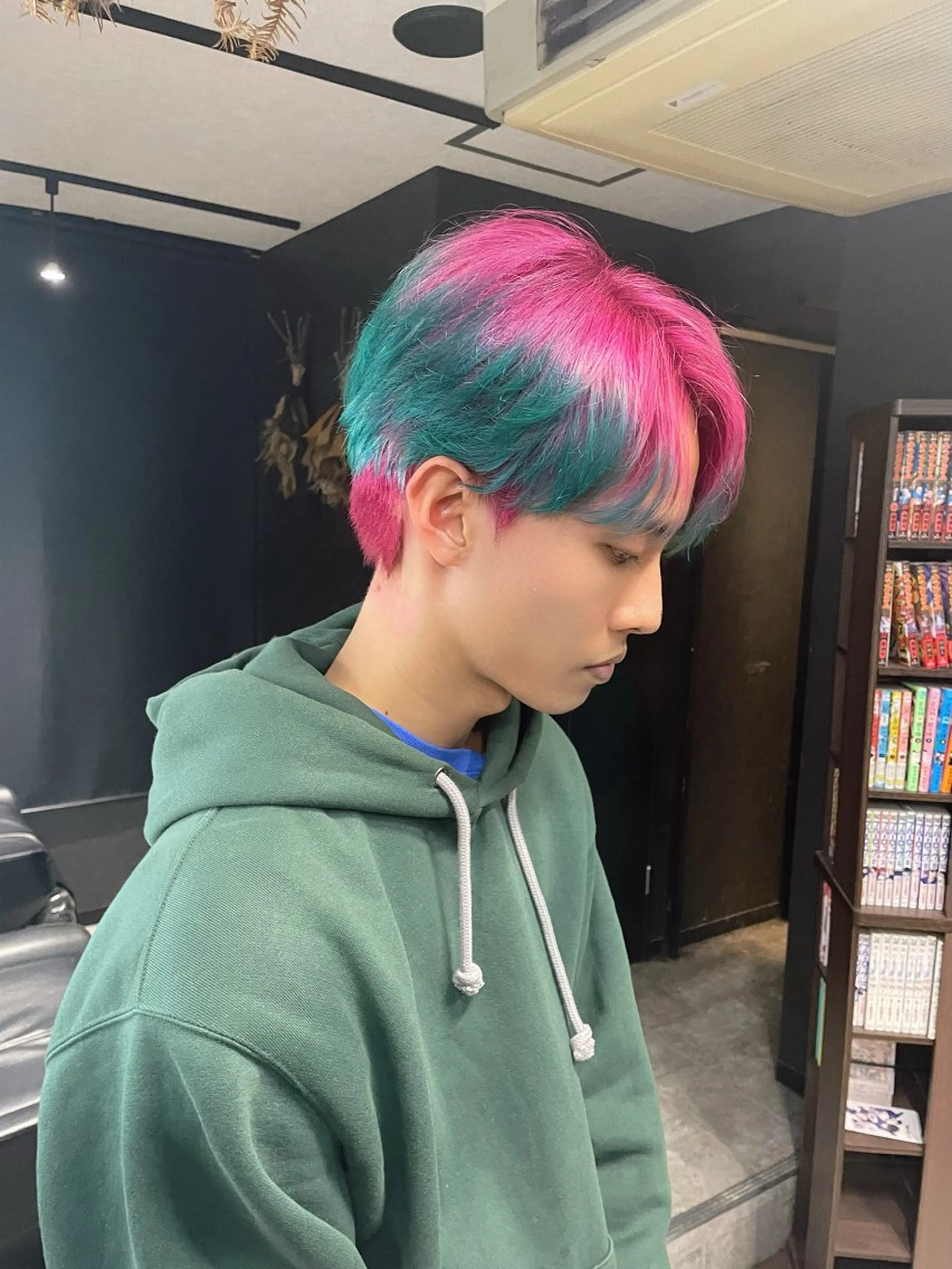 ショート カット ヘアカラー ハイトーン🫧/エク HANSON🌙のヘアスタイル