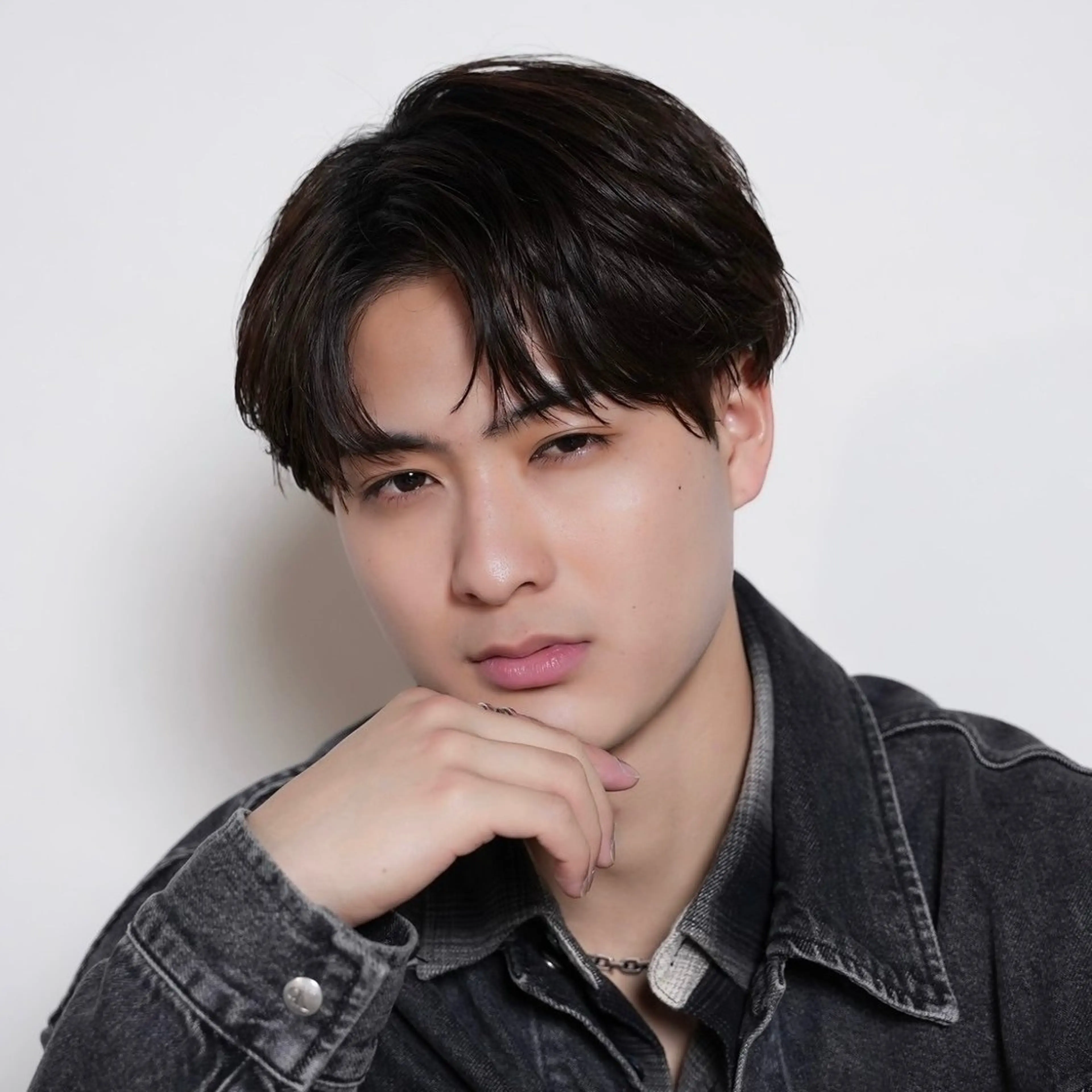 ショート カラー パーマ メンズ メンズ韓国風 韓国風ヘア カット 🔥メンズ🔥かっこ いいが正義!代表柿崎のヘアスタイル