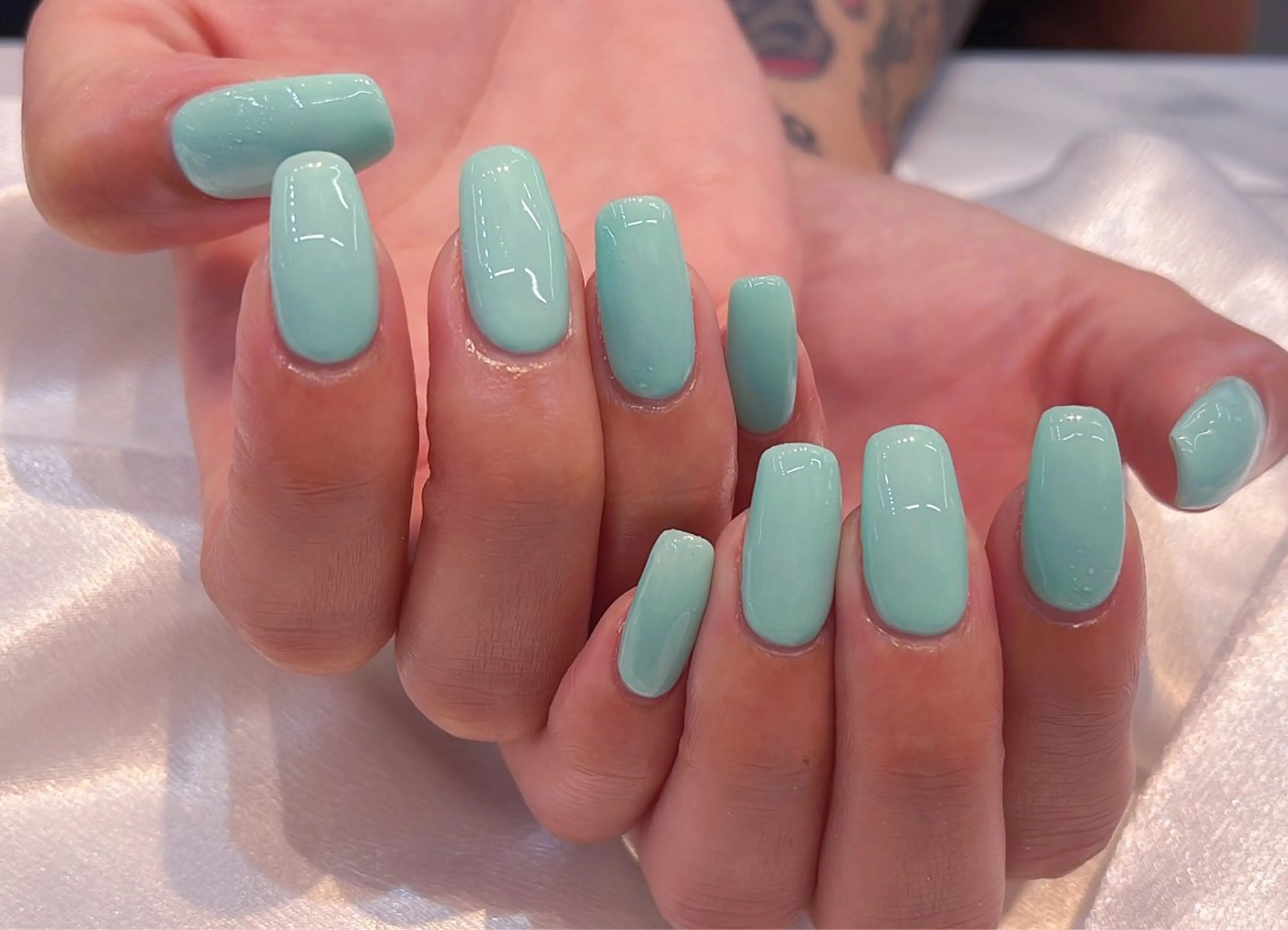 ネイル チークネイル 長さ出し ジェルネイル マグネットネイル 持ち込み ハンドネイル ハンドケア ラッキーネイルサロン 西川口東口店のネイルデザイン