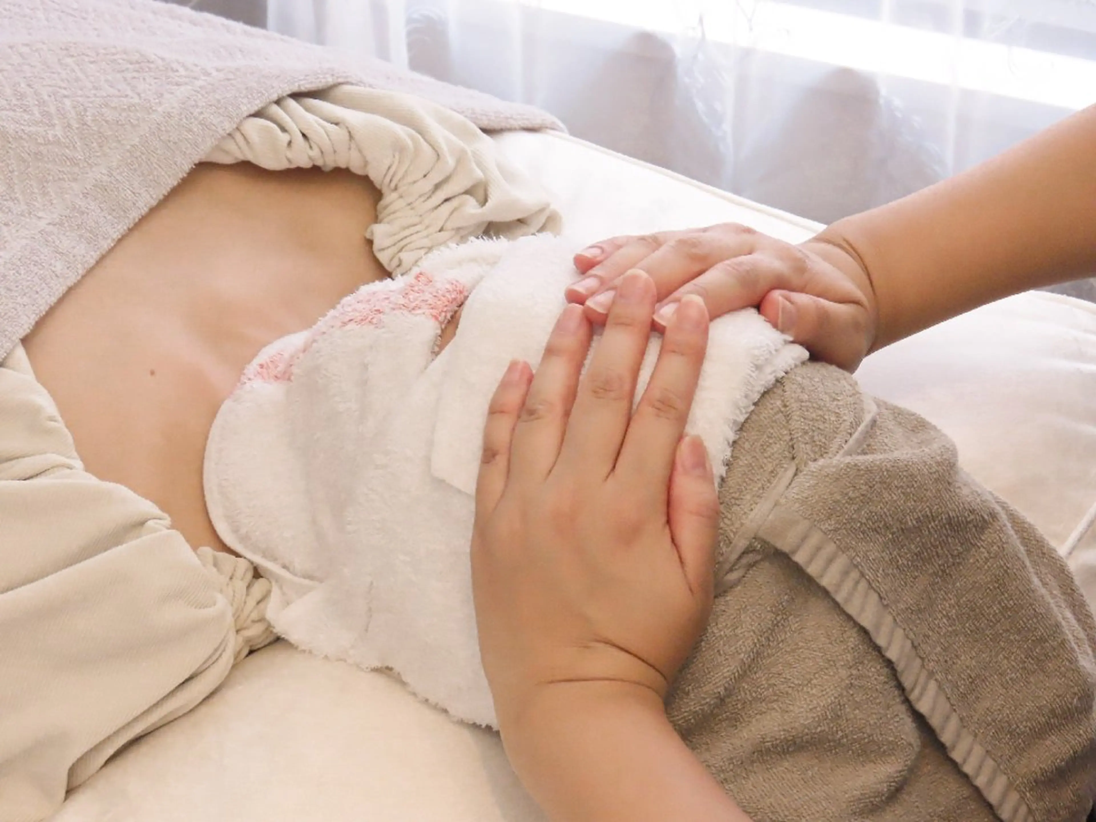 エステ 毛穴フェイシャルエステkokotto板橋所属・板橋美肌ハーブ ピーリング1位のエステ・リラクイメージ