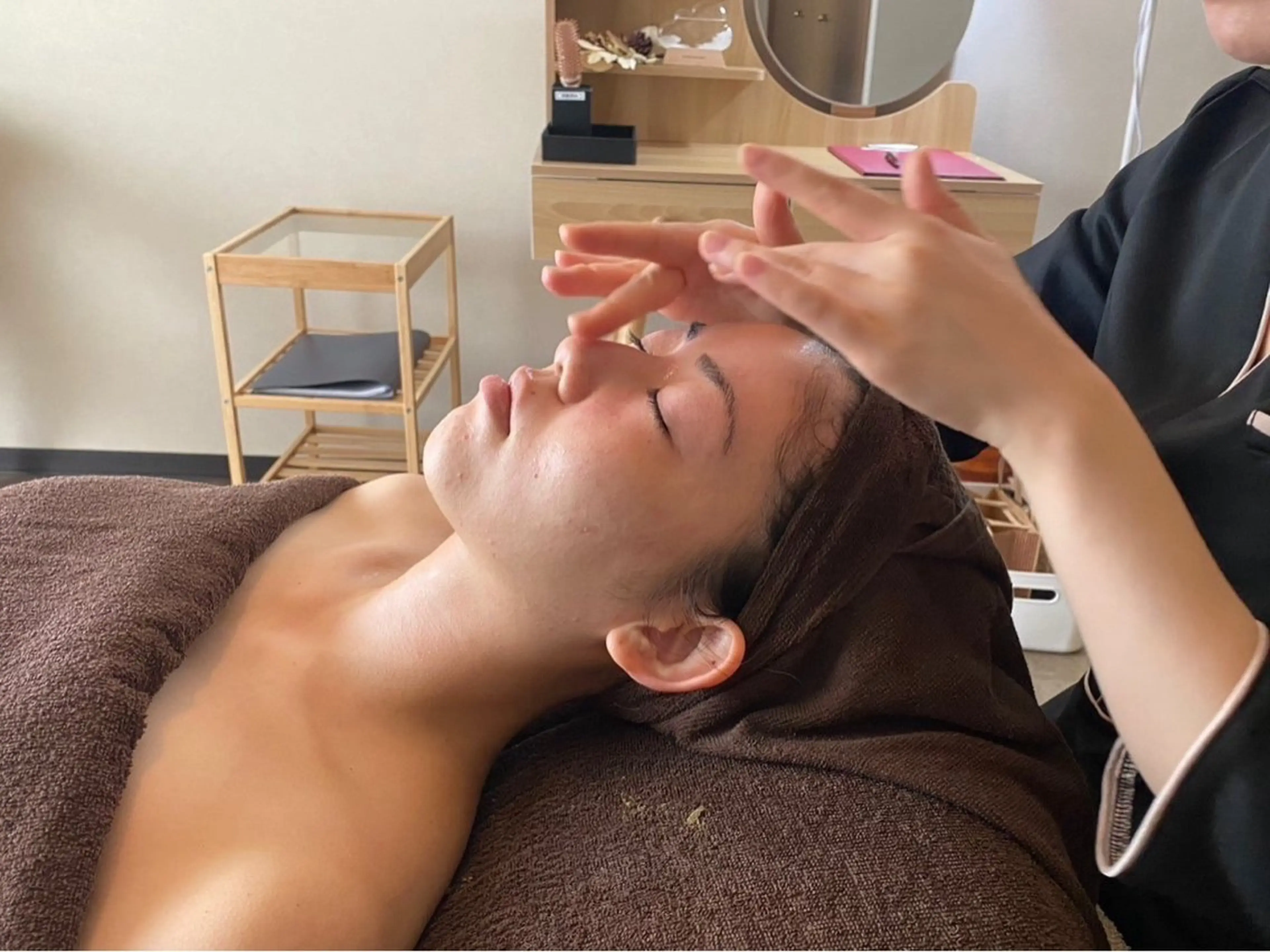 癒しサロンAnone.所属・小林 純奈のエステ・リラクイメージ