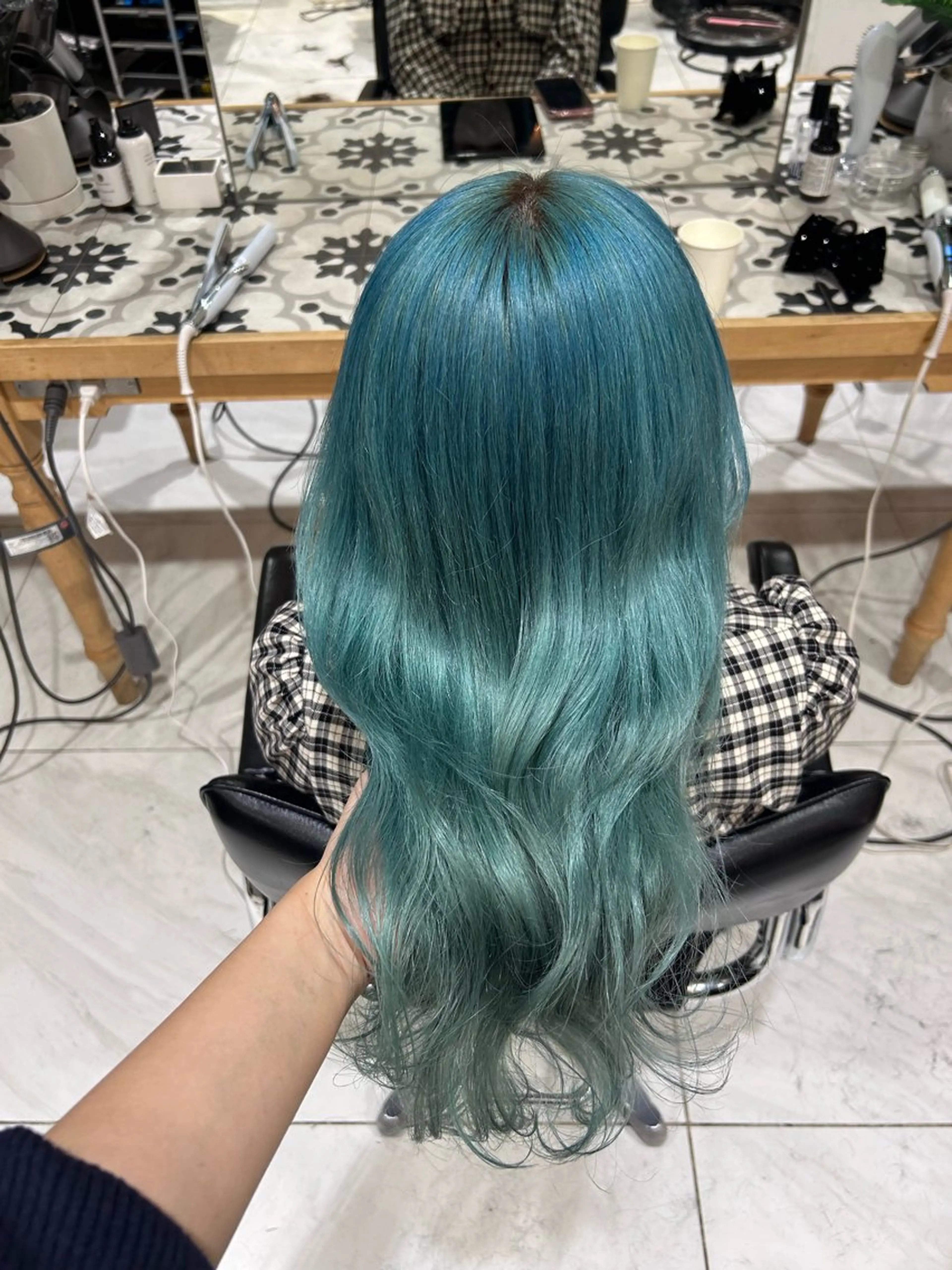 カラー ハイトーンカラー ヘアカラー トリートメント ヘッドスパ ヘアセット miko🪽地毛風/ ハイトーン/レイヤーのヘアスタイル