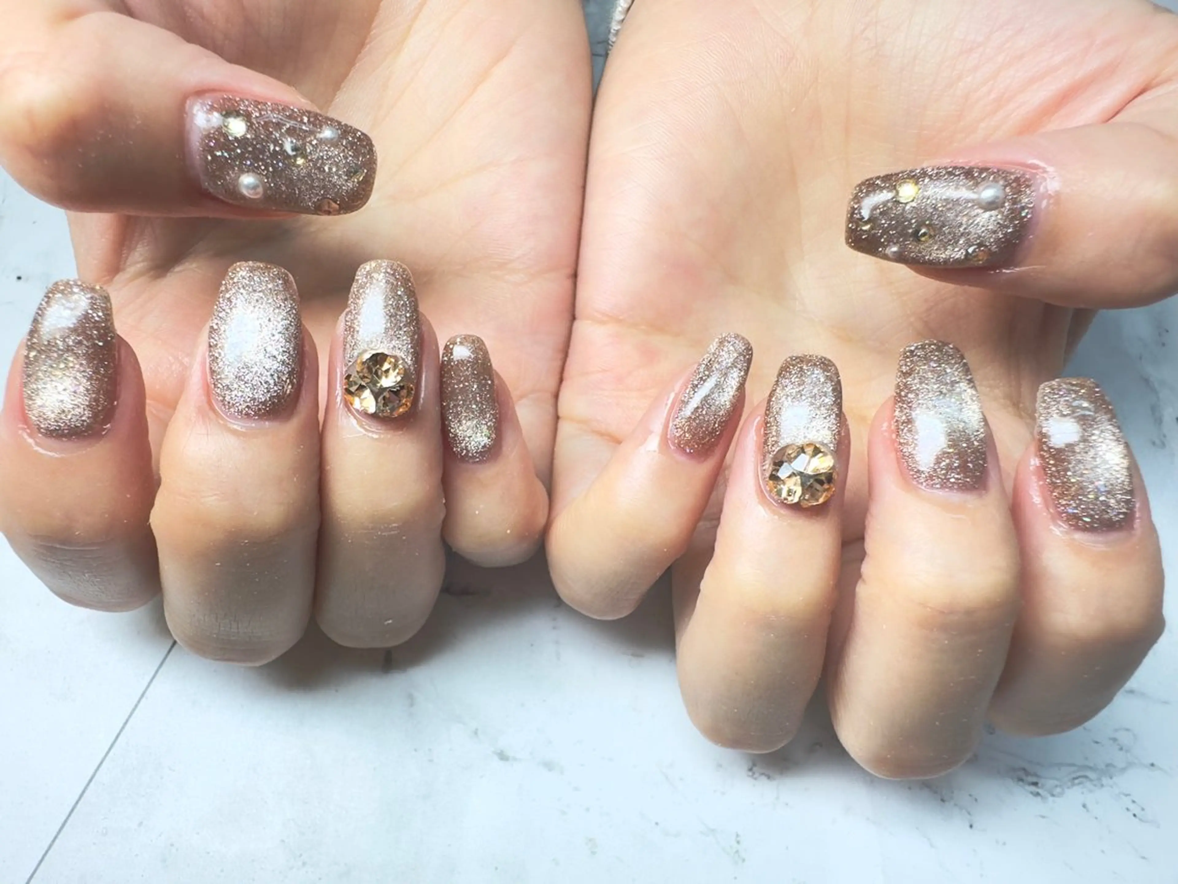 ネイル Queennail 北堀江AYAのネイルデザイン