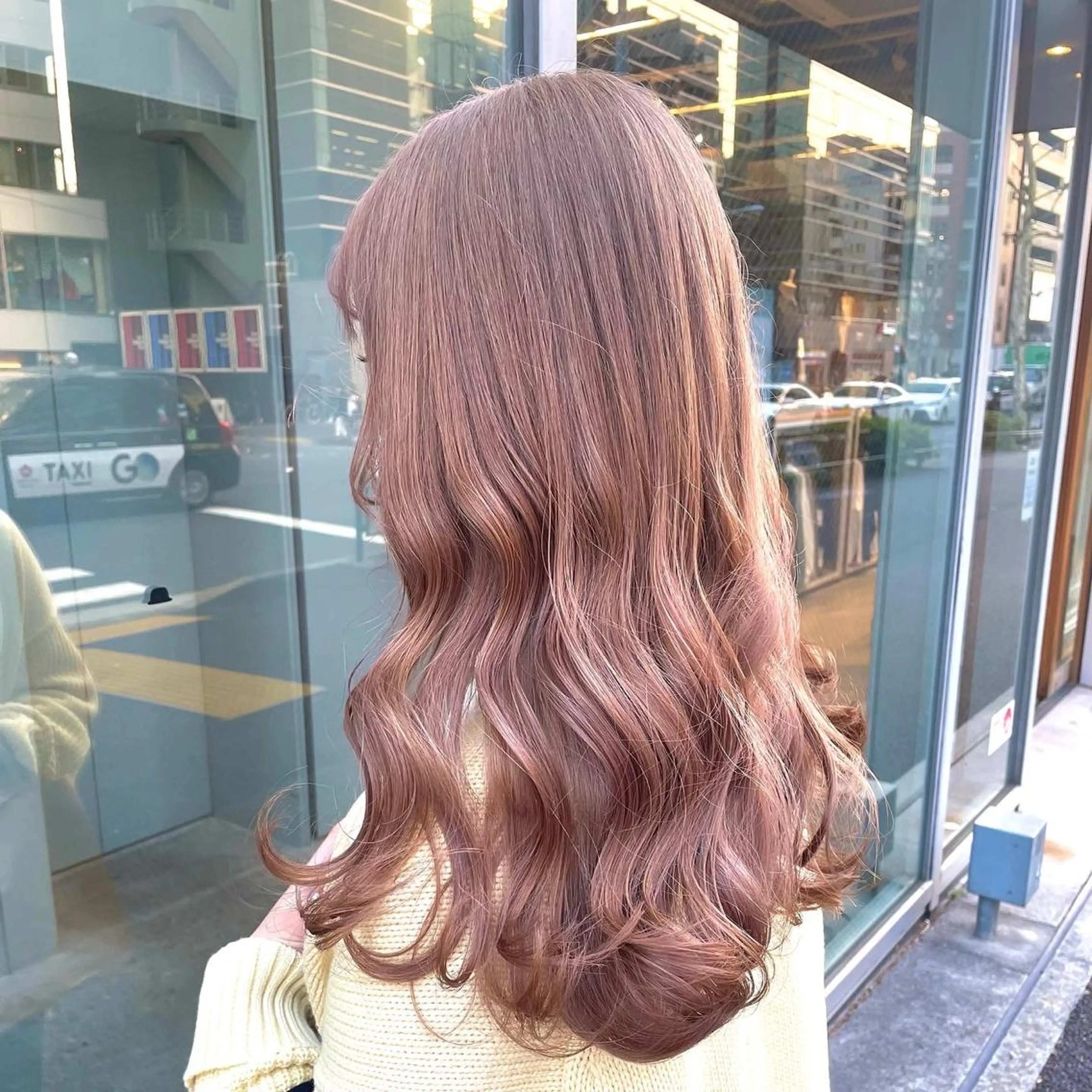 セミロング カラー ワインレッド 🍒KAHOのヘアスタイル
