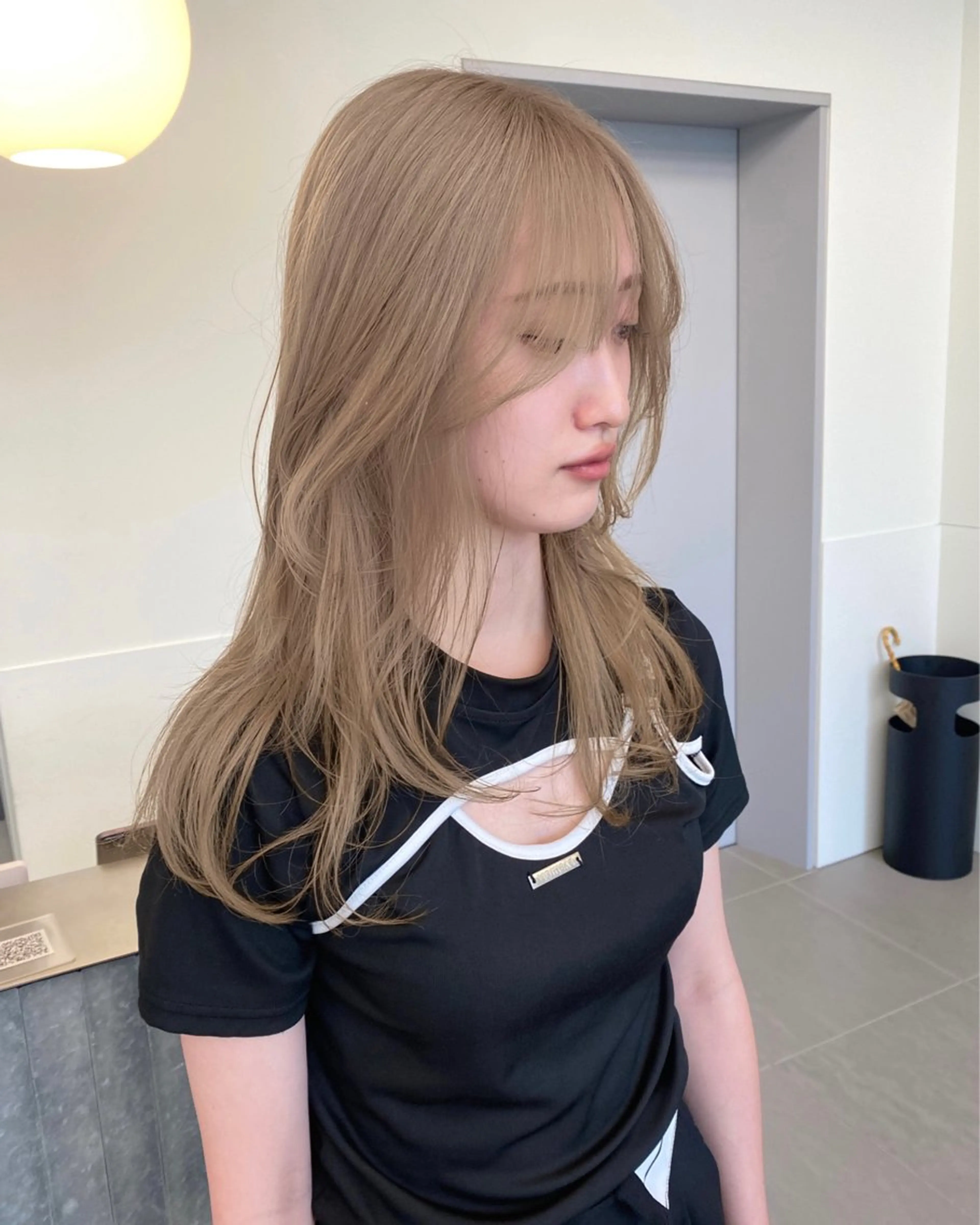 ロング カラー ベージュカラー ブリーチ 高発色ブリーチ/ ハイレイヤー🪽aiのヘアスタイル