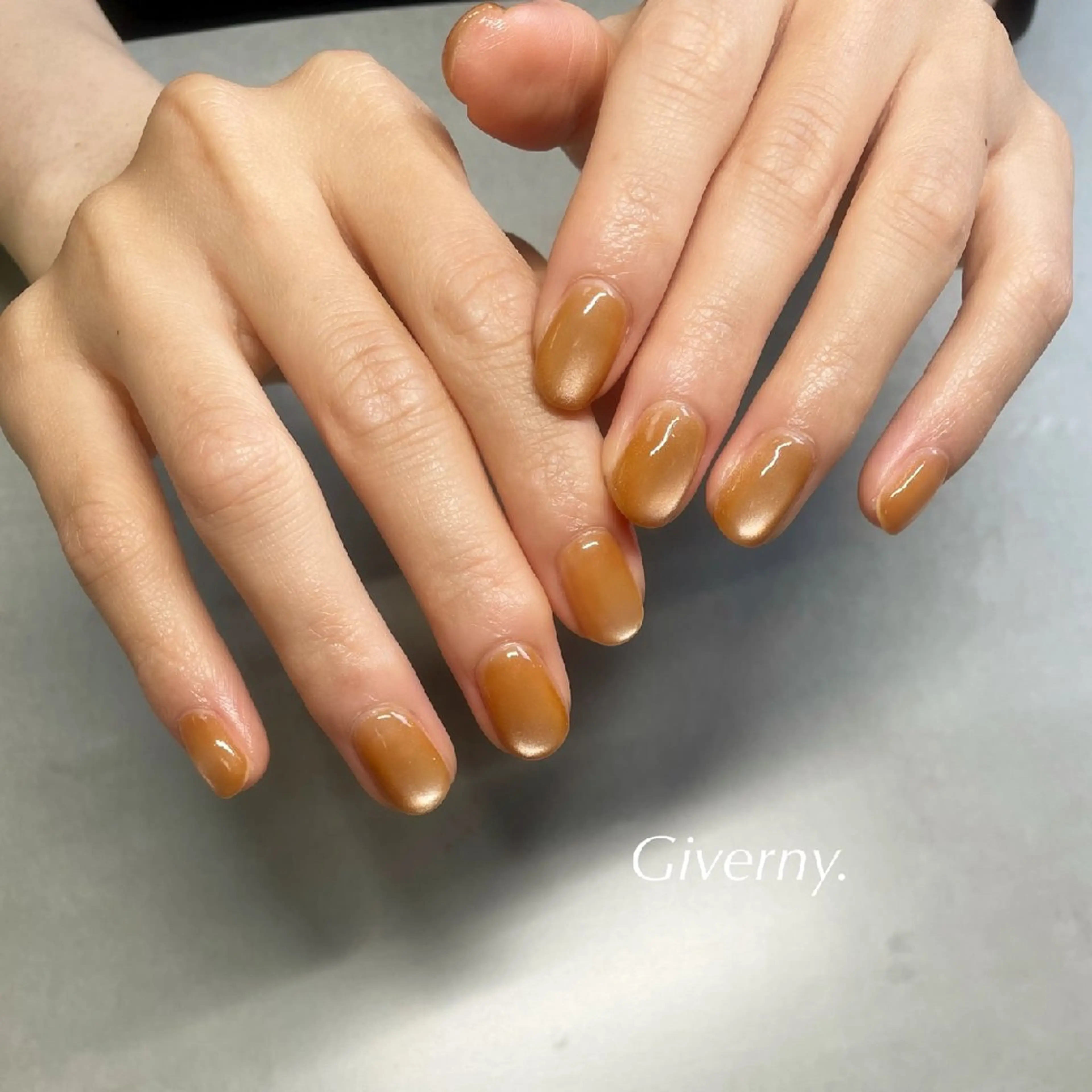 ネイル マグネットネイル ハンドネイル Giverny .のネイルデザイン