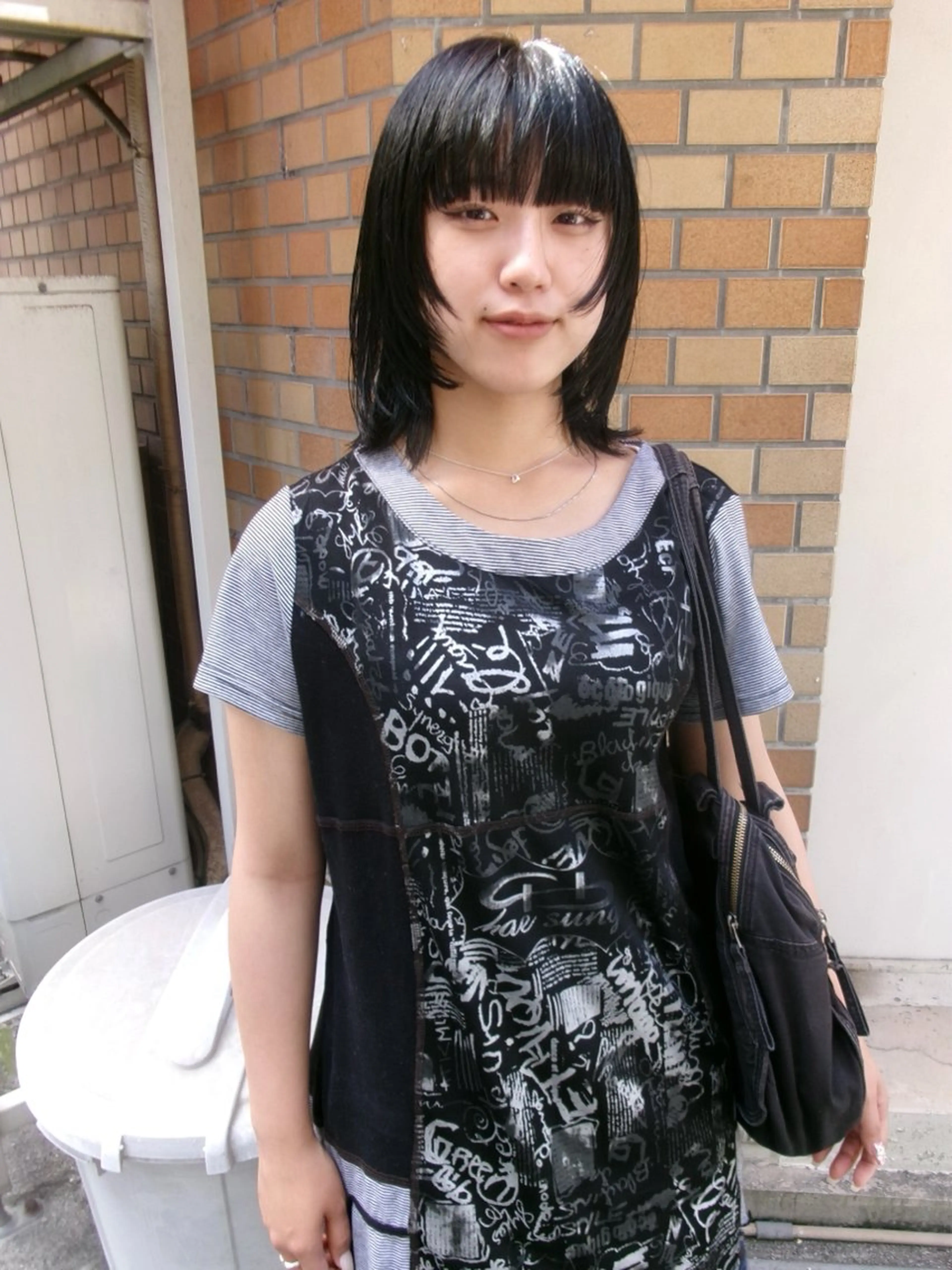 ミディアム 顔周りカット Rubik’s Shelter by TOKYO所属・タクト 難波美容室のヘアスタイル